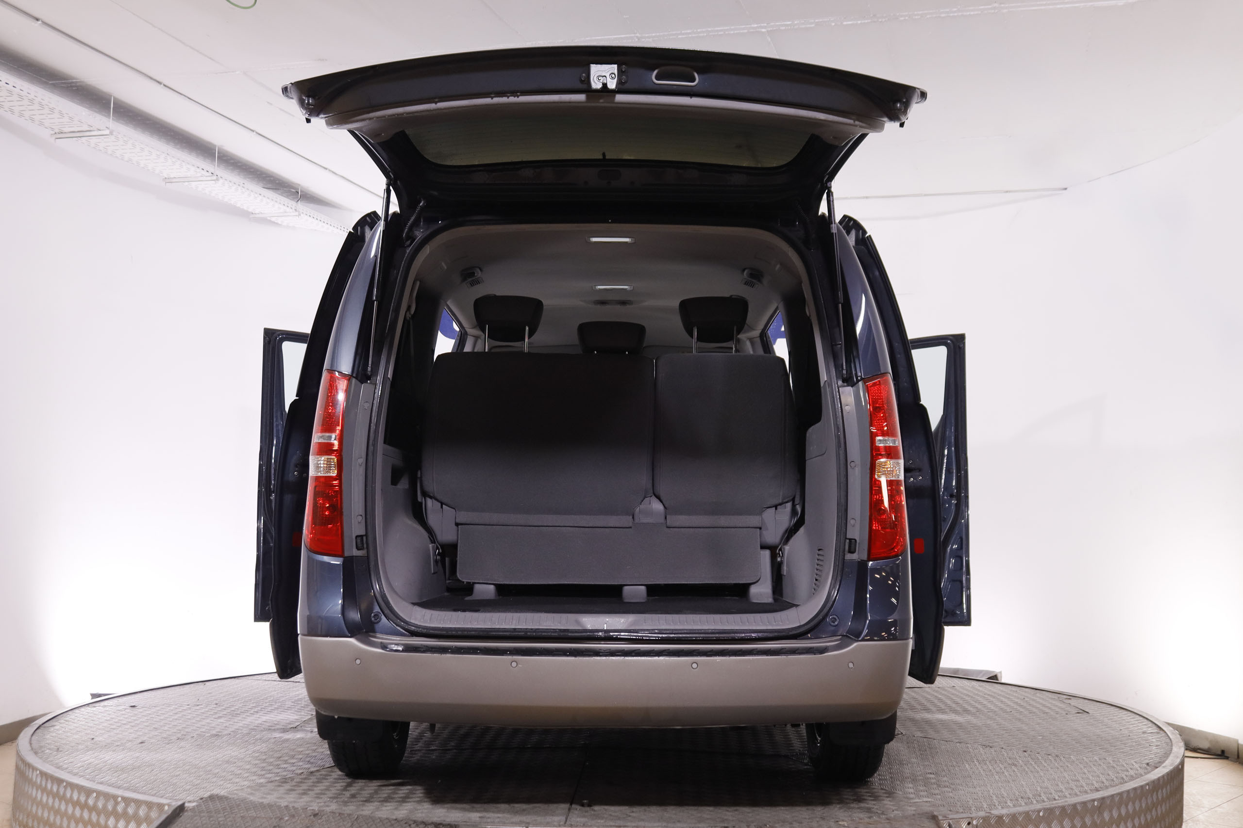 Hyundai H-1 2.5 CRDI TRAVELER 136CV 8 PLAZAS 5P # PARKTRONIC foto 11