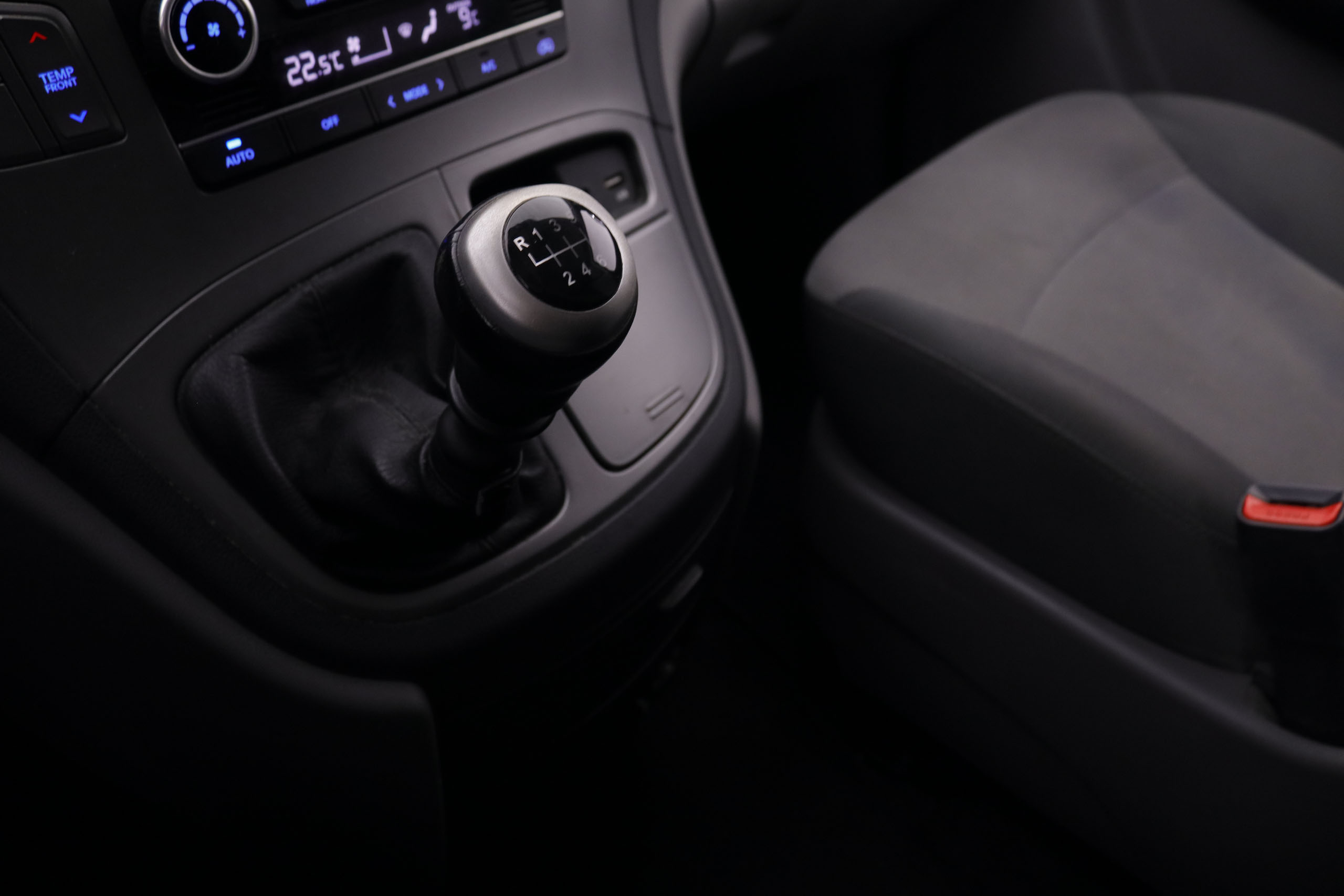 Hyundai H-1 2.5 CRDI TRAVELER 136CV 8 PLAZAS 5P # PARKTRONIC foto 20