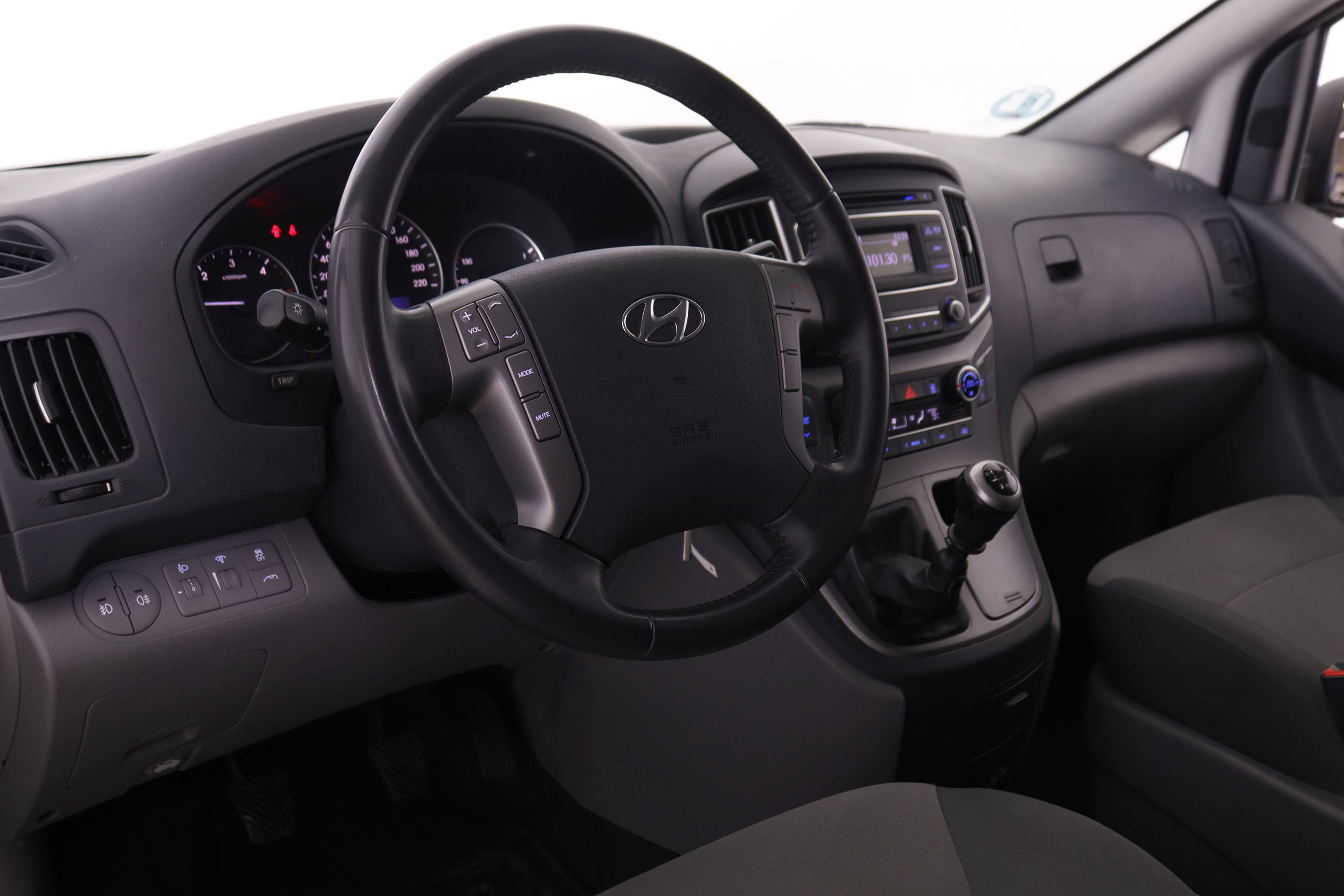 Hyundai H-1 2.5 CRDI TRAVELER 136CV 8 PLAZAS 5P # PARKTRONIC foto 15