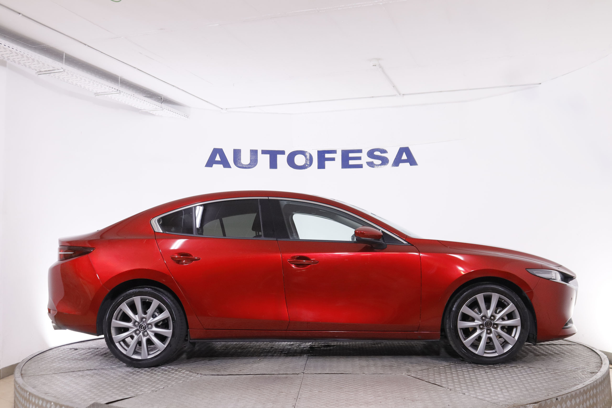 Mazda 3 2.0 HEV SEDAN ZENITH E-SKYACTIV 120CV 4P # IVA DEDUCIBLE, NAVY, PARKTRONIC foto 10