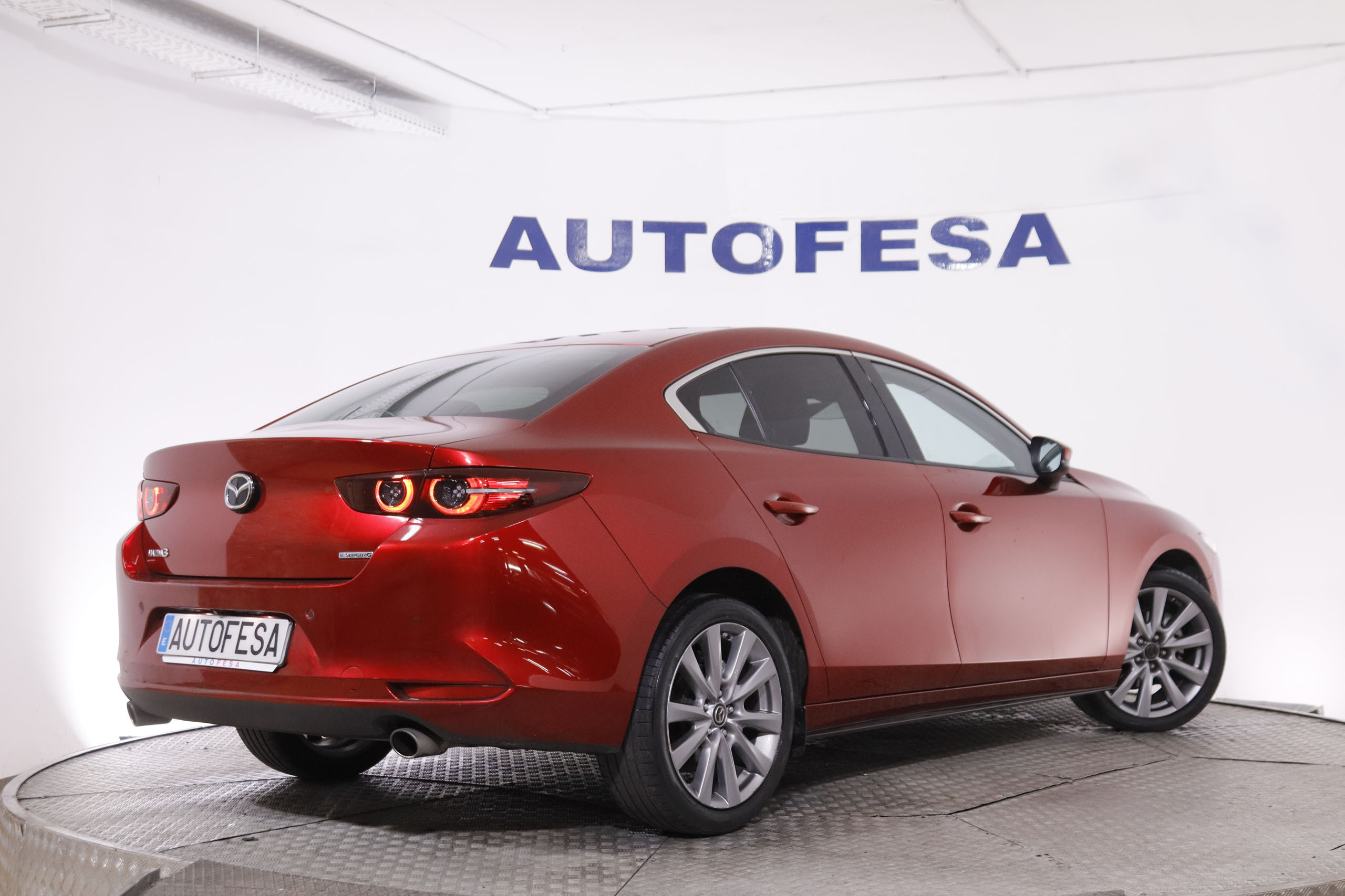 Mazda 3 2.0 HEV SEDAN ZENITH E-SKYACTIV 120CV 4P # IVA DEDUCIBLE, NAVY, PARKTRONIC foto 5