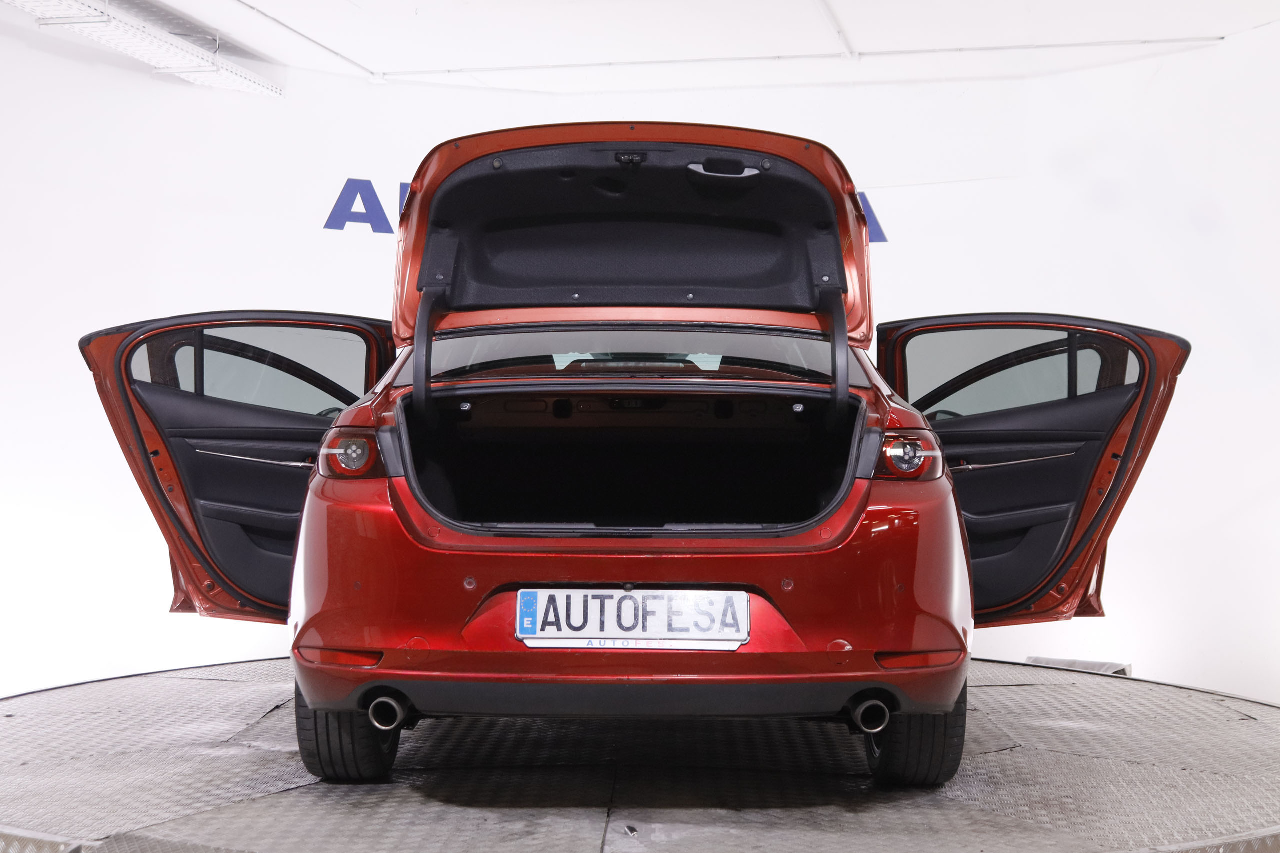 Mazda 3 2.0 HEV SEDAN ZENITH E-SKYACTIV 120CV 4P # IVA DEDUCIBLE, NAVY, PARKTRONIC foto 9