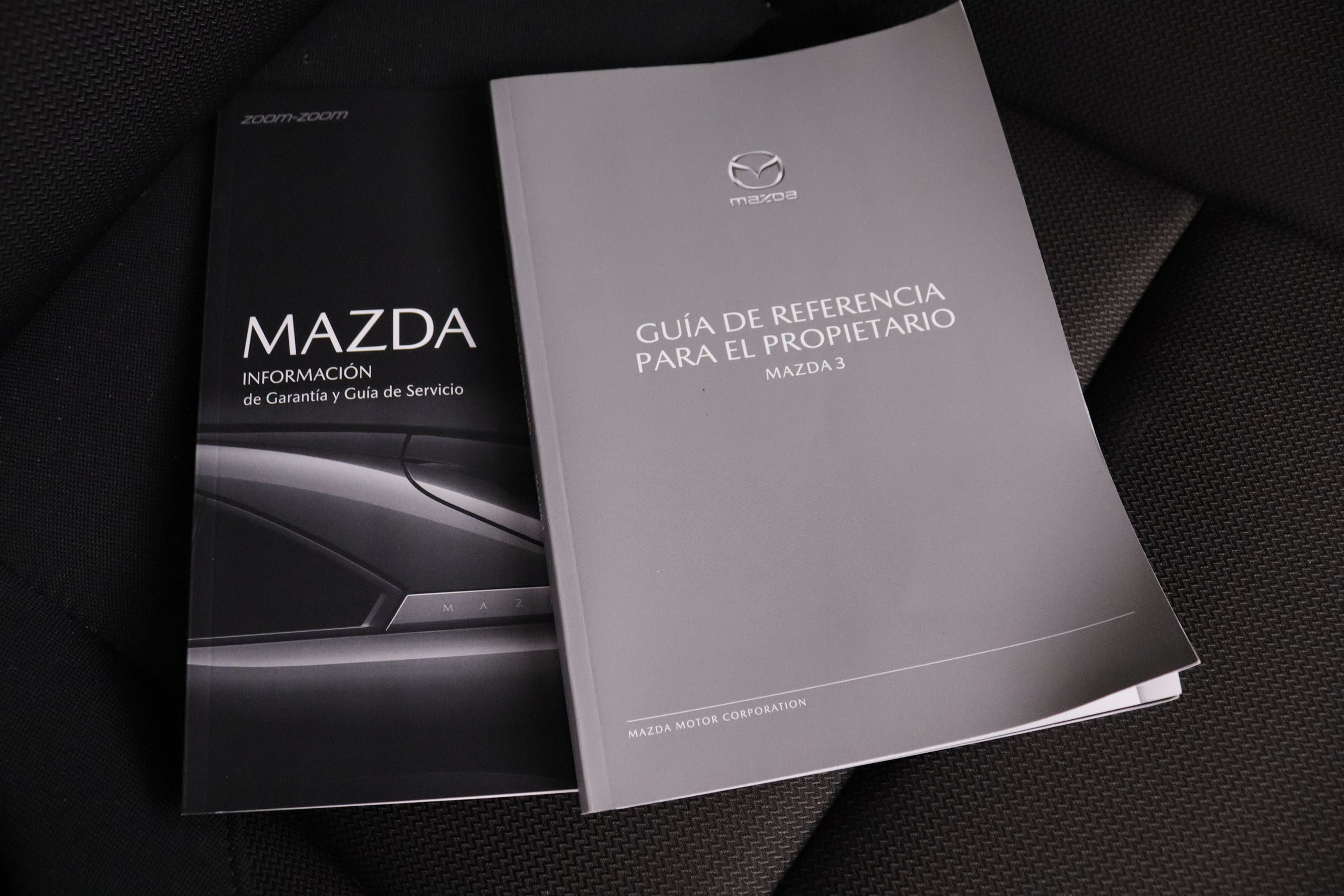 Mazda 3 2.0 HEV SEDAN ZENITH E-SKYACTIV 120CV 4P # IVA DEDUCIBLE, NAVY, PARKTRONIC foto 31