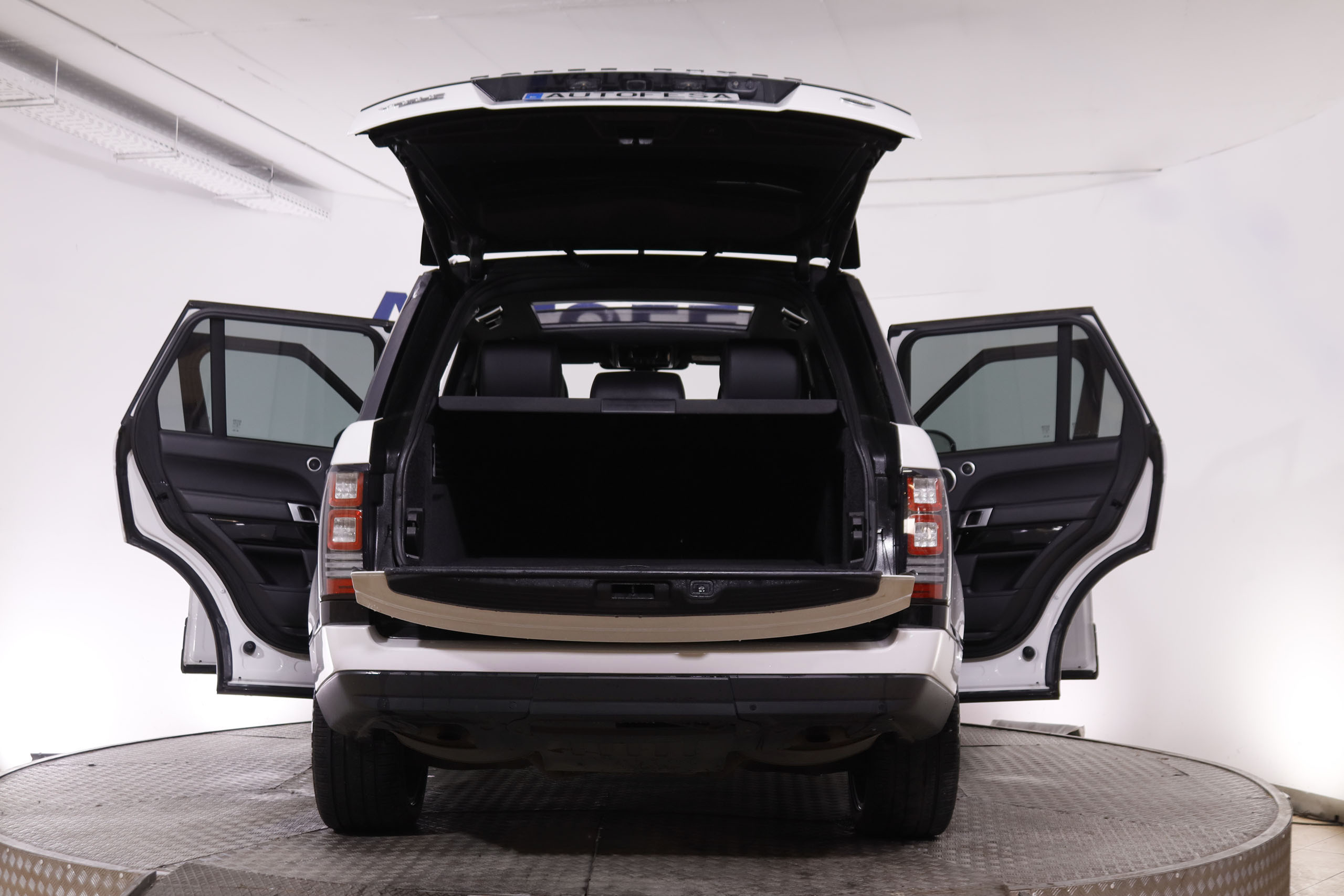 Land Rover Range Rover Vogue 4.4 SDV8 HSE 4X4 AUTO 339CV 5P # CUERO, TECHO ELEC PANORAMICO, NAVY foto 11