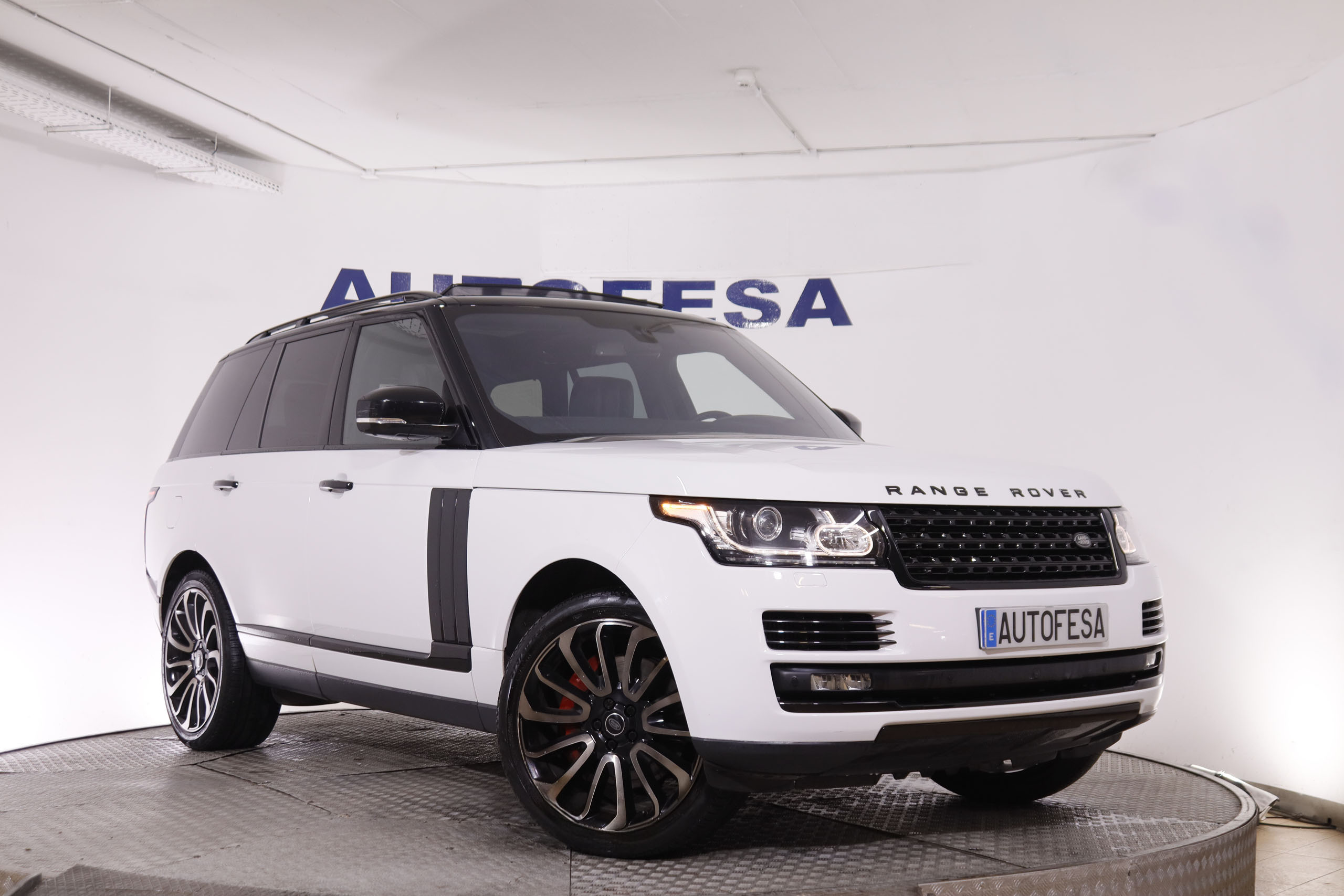 Land Rover Range Rover Vogue 4.4 SDV8 HSE 4X4 AUTO 339CV 5P # CUERO, TECHO ELEC PANORAMICO, NAVY foto 3
