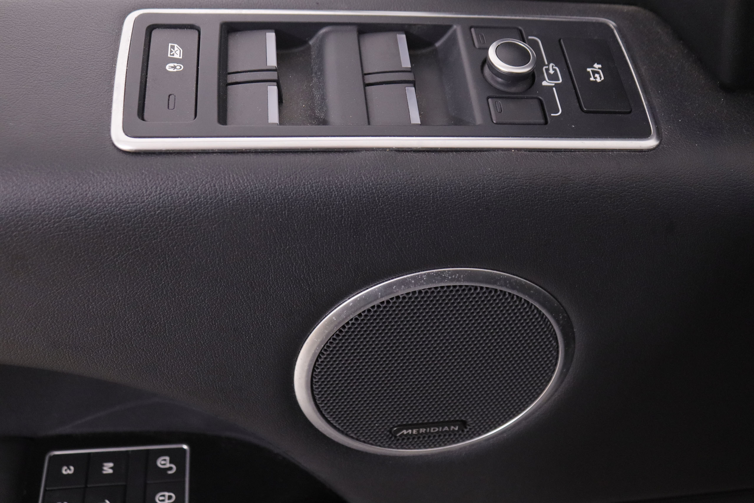 Land Rover Range Rover Vogue 4.4 SDV8 HSE 4X4 AUTO 339CV 5P # CUERO, TECHO ELEC PANORAMICO, NAVY foto 30