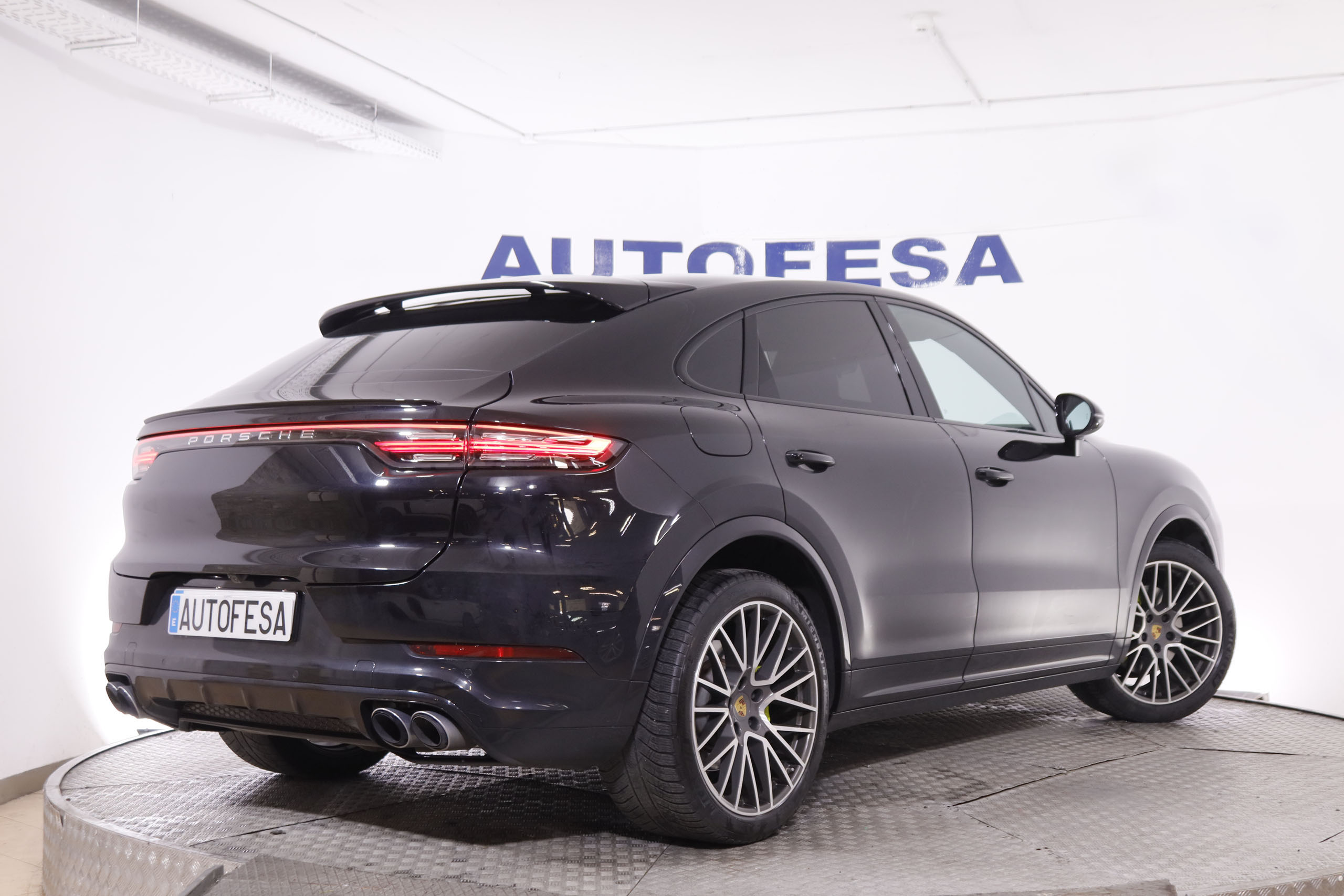 Porsche Cayenne 3.0 EHYBRID 4X4 462CV AUTO 5P # NAVY, CUERO, TECHO PANORAMICO, FAROS LED foto 9