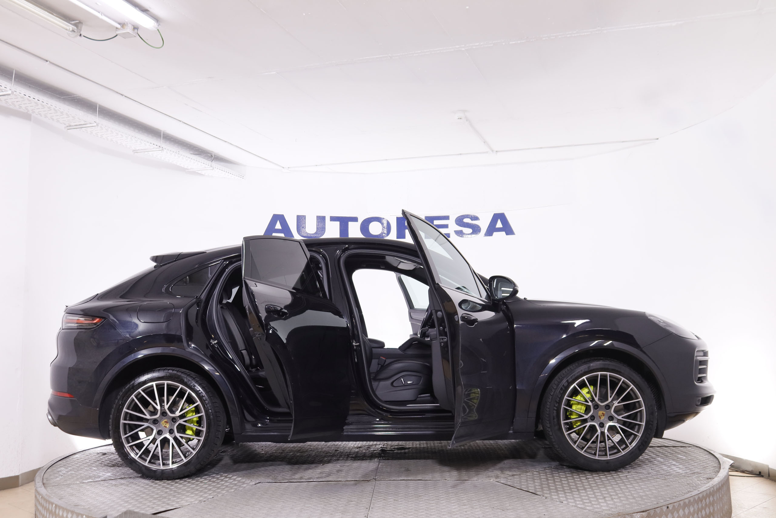 Porsche Cayenne 3.0 EHYBRID 4X4 462CV AUTO 5P # NAVY, CUERO, TECHO PANORAMICO, FAROS LED foto 14