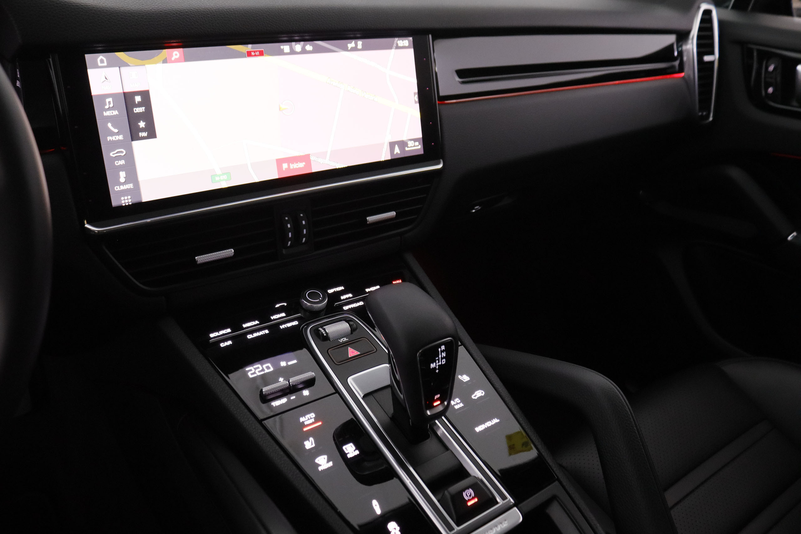 Porsche Cayenne 3.0 EHYBRID 4X4 462CV AUTO 5P # NAVY, CUERO, TECHO PANORAMICO, FAROS LED foto 21