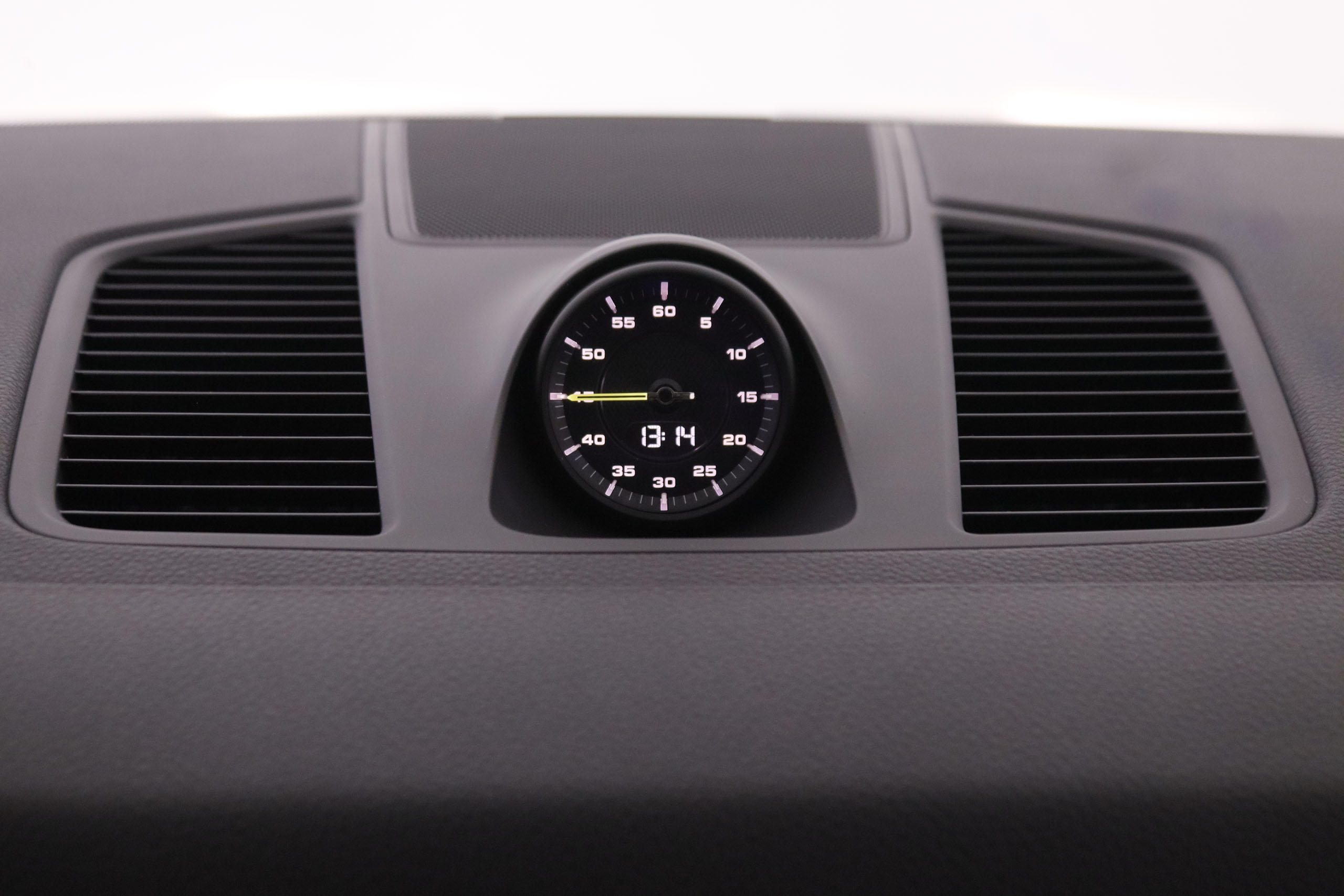 Porsche Cayenne 3.0 EHYBRID 4X4 462CV AUTO 5P # NAVY, CUERO, TECHO PANORAMICO, FAROS LED foto 24