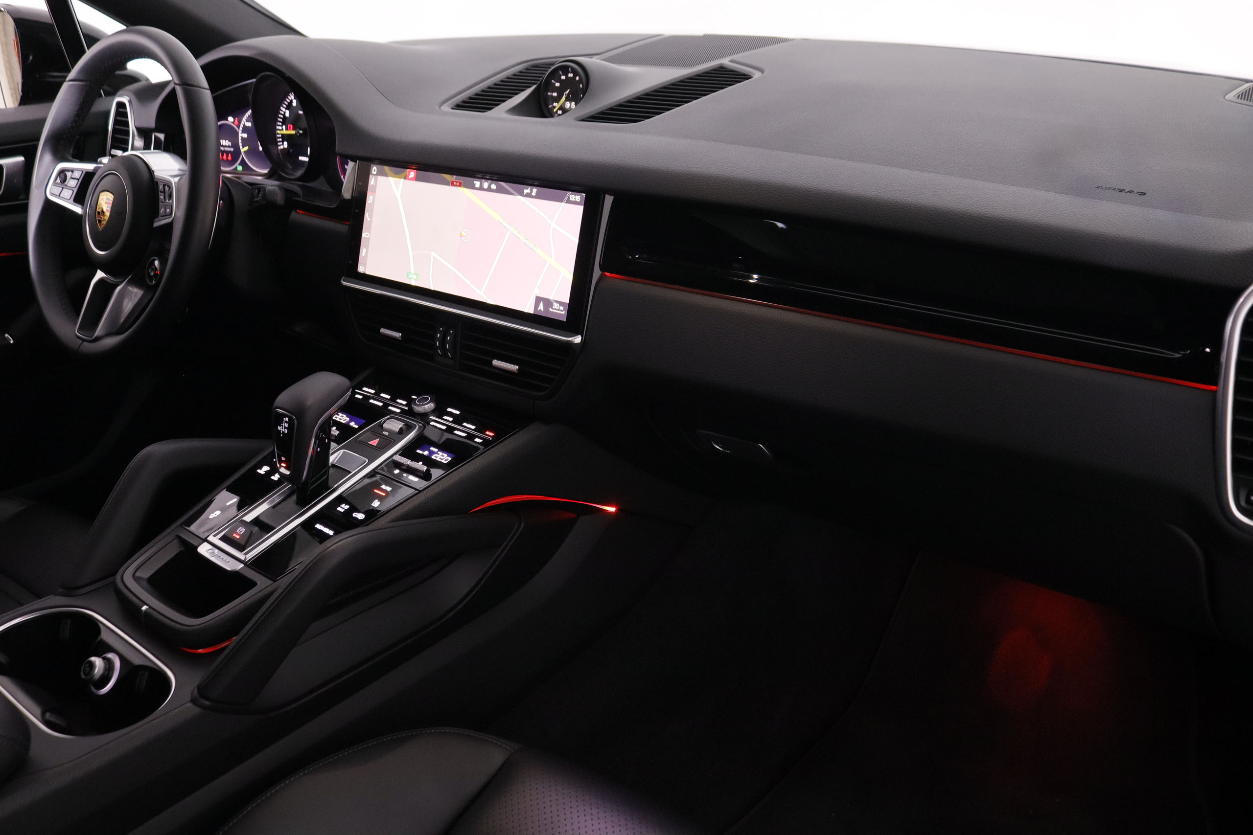 Porsche Cayenne 3.0 EHYBRID 4X4 462CV AUTO 5P # NAVY, CUERO, TECHO PANORAMICO, FAROS LED foto 18