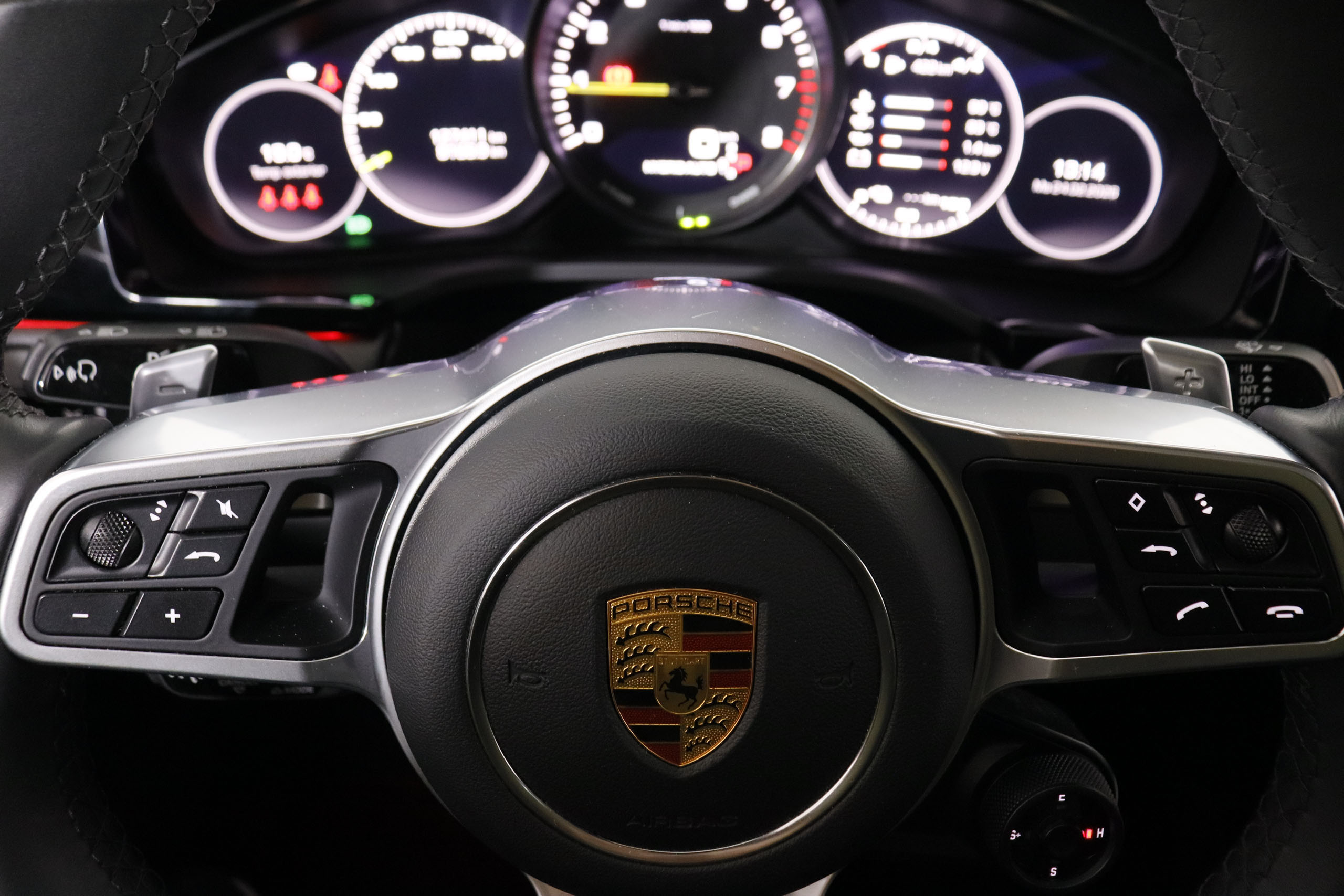 Porsche Cayenne 3.0 EHYBRID 4X4 462CV AUTO 5P # NAVY, CUERO, TECHO PANORAMICO, FAROS LED foto 19