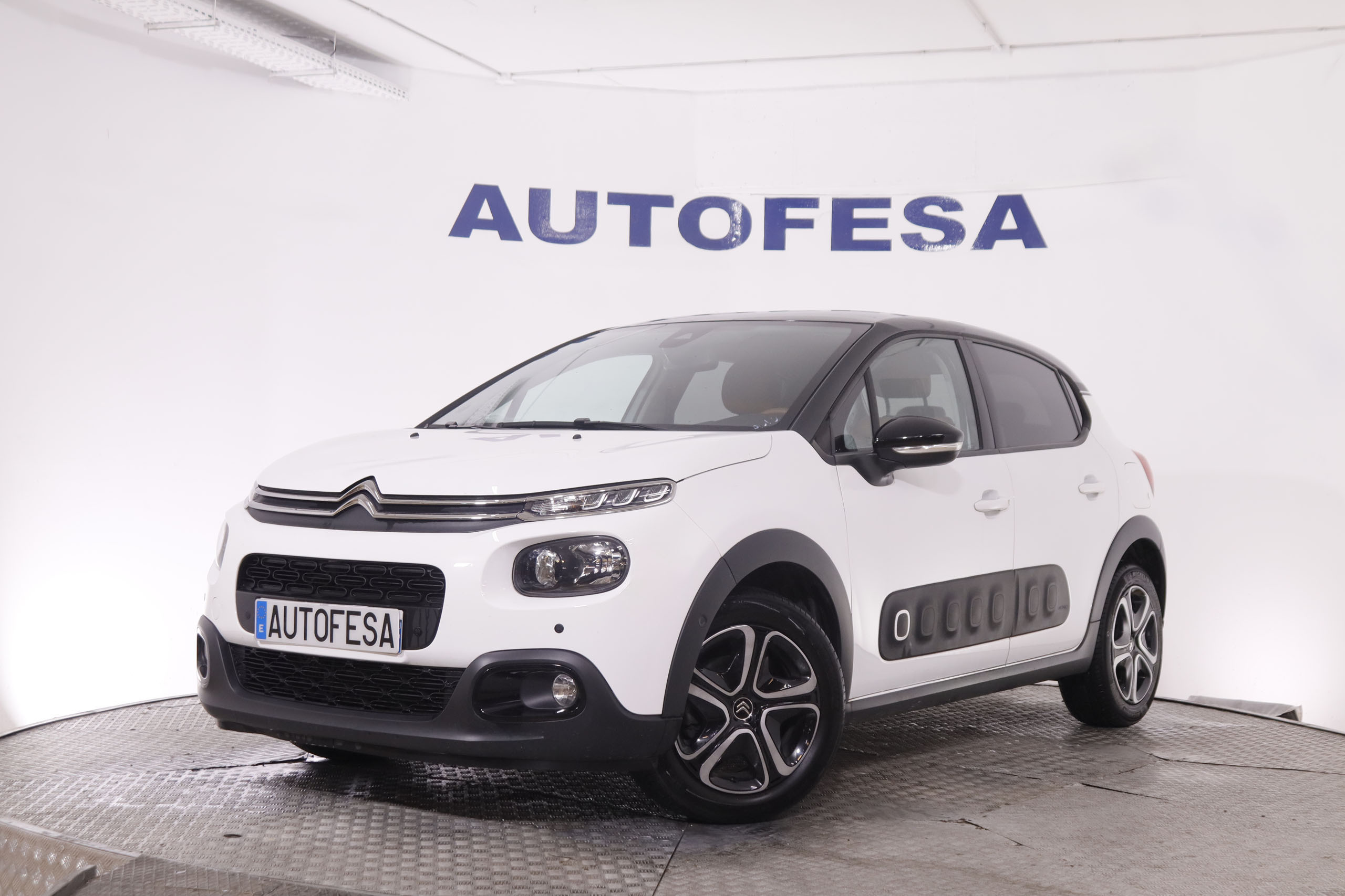 Citroen C3 1.2 PURETECH SHINE AUTO 110CV 5P # NAVY, PARKTRONIC foto 1