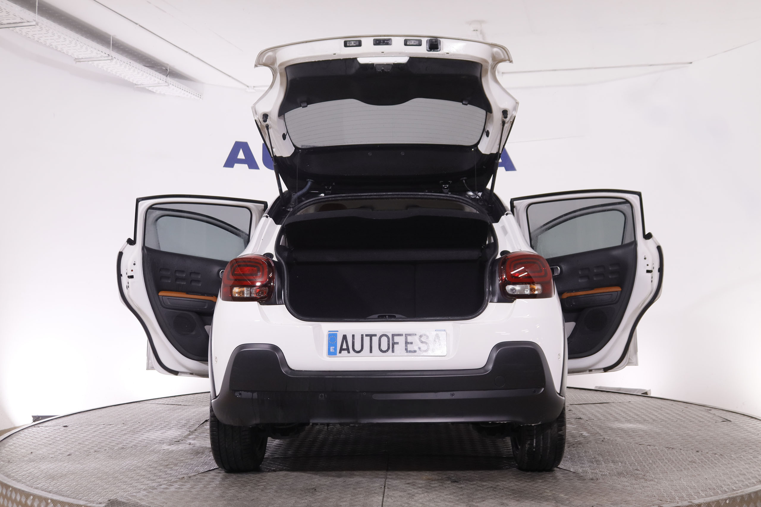 Citroen C3 1.2 PURETECH SHINE AUTO 110CV 5P # NAVY, PARKTRONIC foto 11