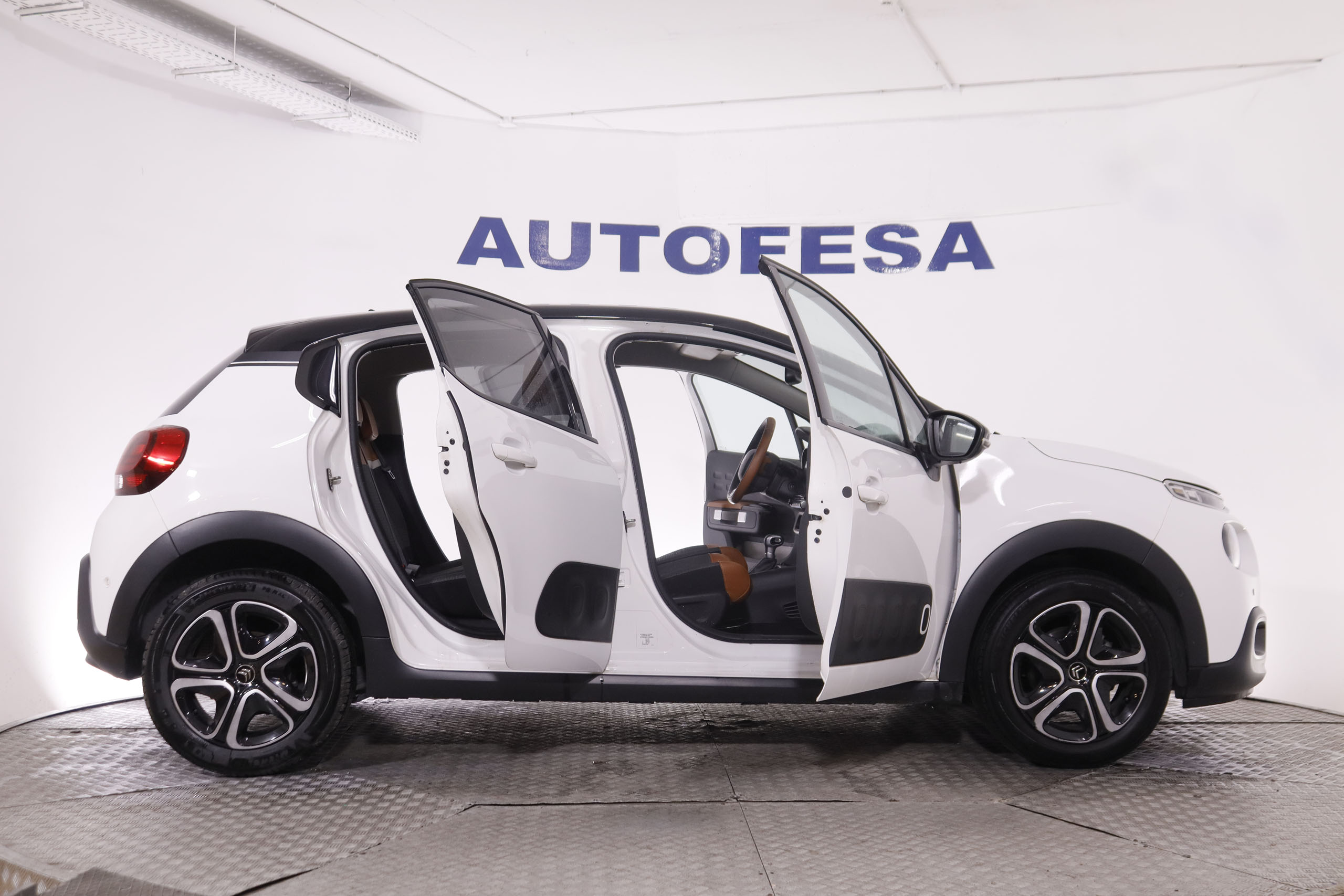 Citroen C3 1.2 PURETECH SHINE AUTO 110CV 5P # NAVY, PARKTRONIC foto 13