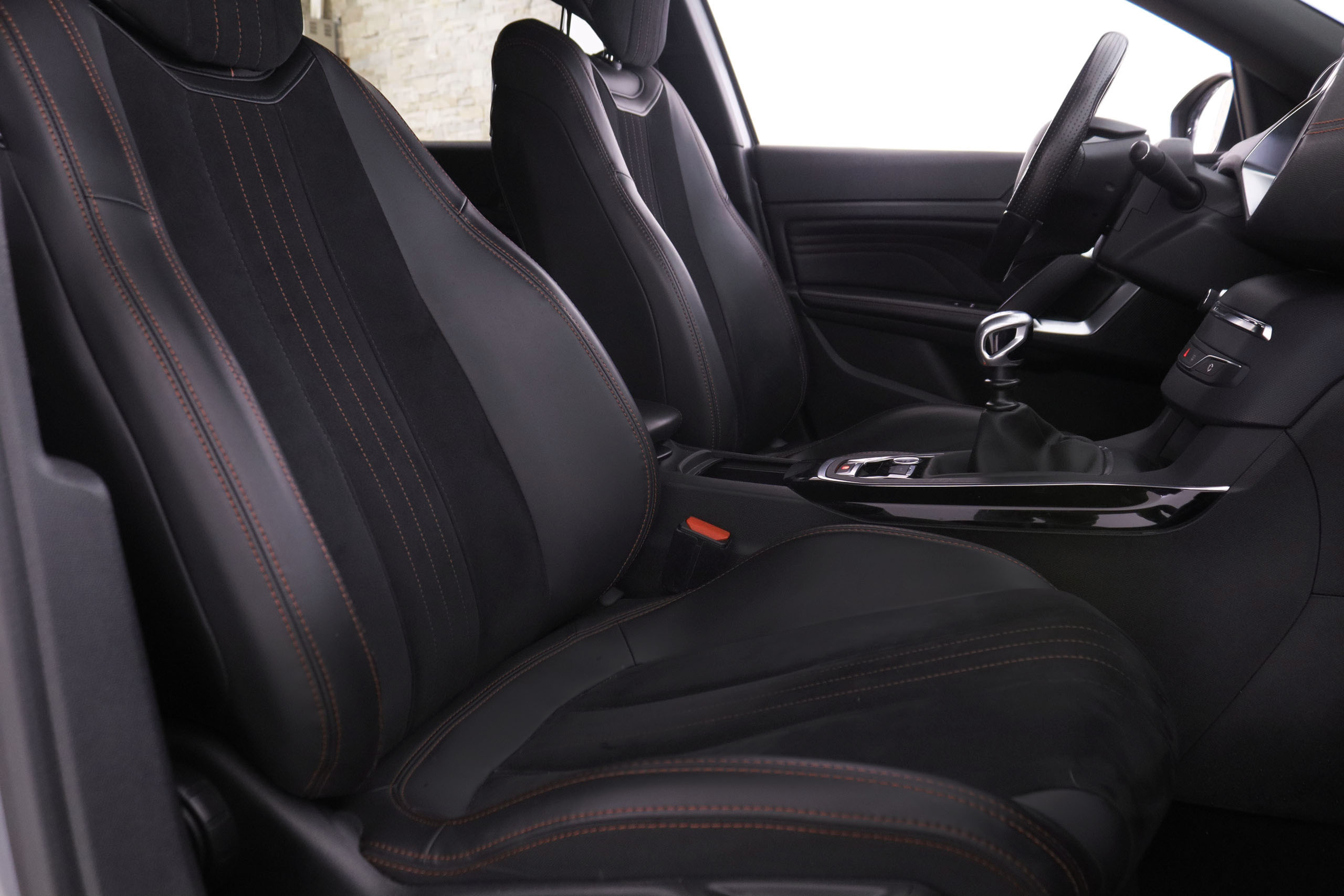 Peugeot 308 1.6 THP GT 205CV 5P # NAVY, PARKTRONIC foto 28