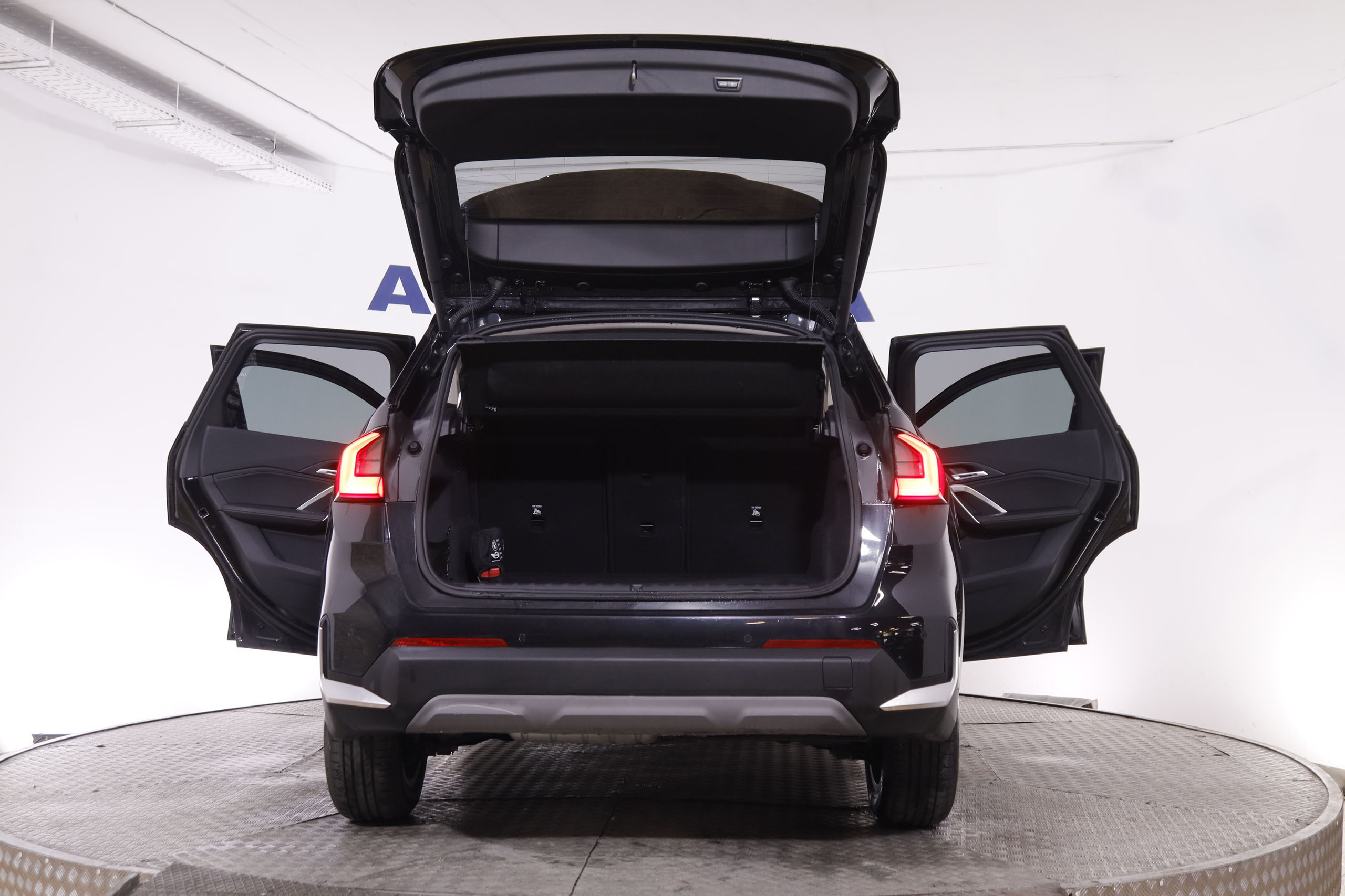 BMW X1 X1 SDRIVE 18D AUTO 150CV 5P # IVA DEDUCIBLE, CUERO, NAVY, PARKTRONIC foto 10