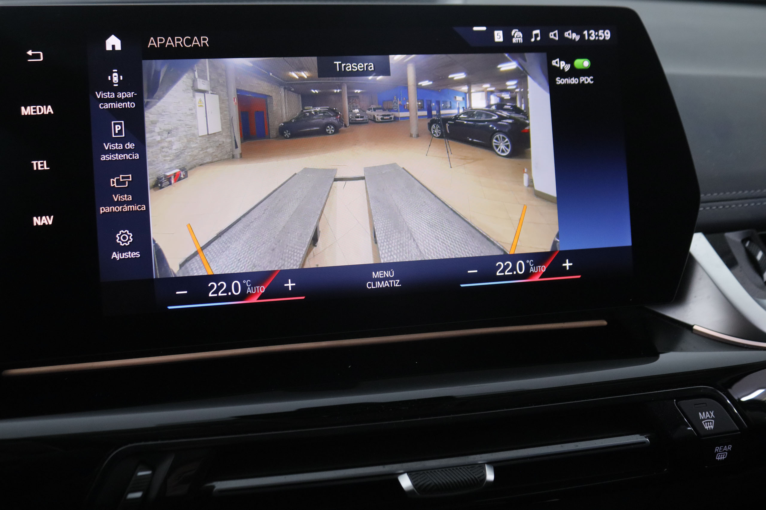 BMW X1 X1 SDRIVE 18D AUTO 150CV 5P # IVA DEDUCIBLE, CUERO, NAVY, PARKTRONIC foto 22