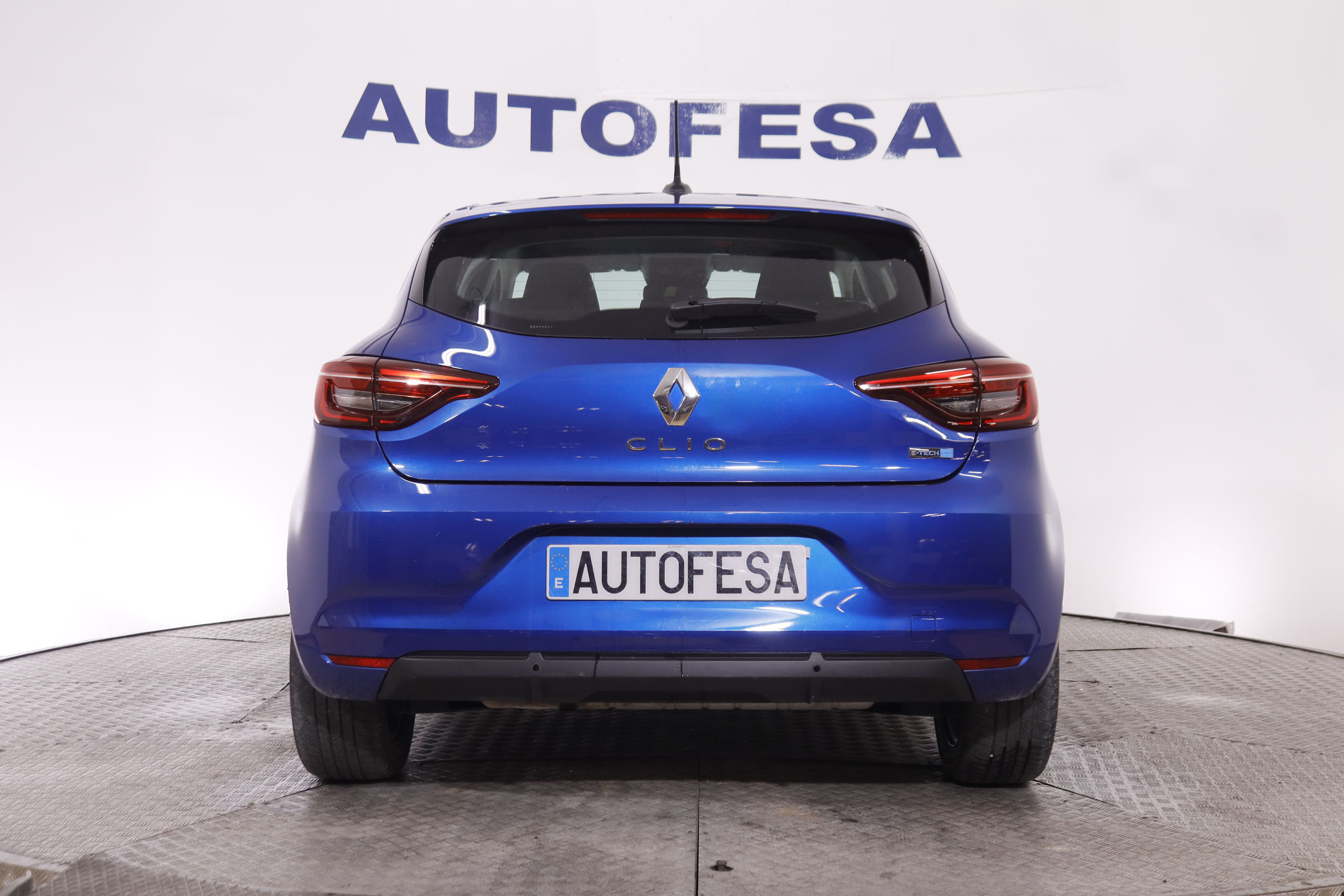 Renault Clio 1.6 E TECH HYBRID BUSSINESS AUTO 140CV 5P # NAVY, BLUETOOTH 1.6 E TECH HYBRID BUSSINESS AUTO 140CV 5P # NAVY, BLUETOOTH foto 6