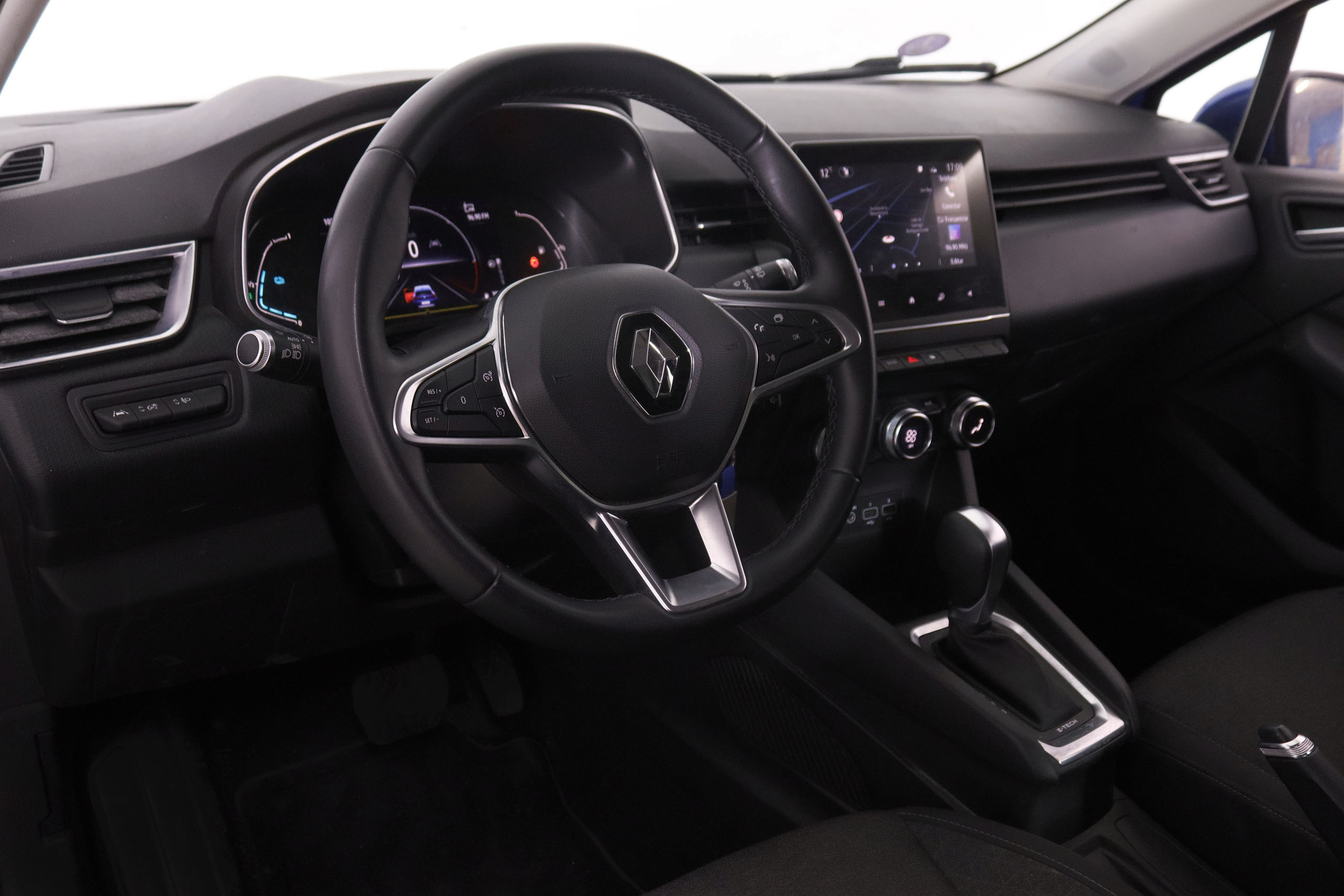 Renault Clio 1.6 E TECH HYBRID BUSSINESS AUTO 140CV 5P # NAVY, BLUETOOTH 1.6 E TECH HYBRID BUSSINESS AUTO 140CV 5P # NAVY, BLUETOOTH foto 14