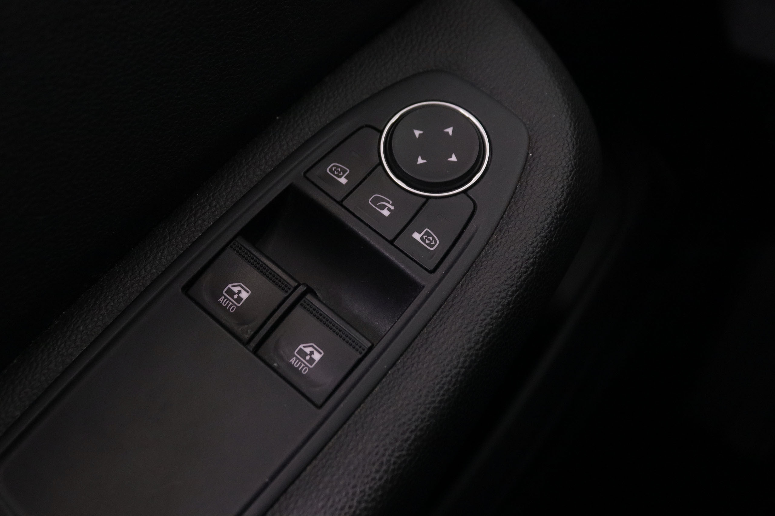 Renault Clio 1.6 E TECH HYBRID BUSSINESS AUTO 140CV 5P # NAVY, BLUETOOTH 1.6 E TECH HYBRID BUSSINESS AUTO 140CV 5P # NAVY, BLUETOOTH foto 20