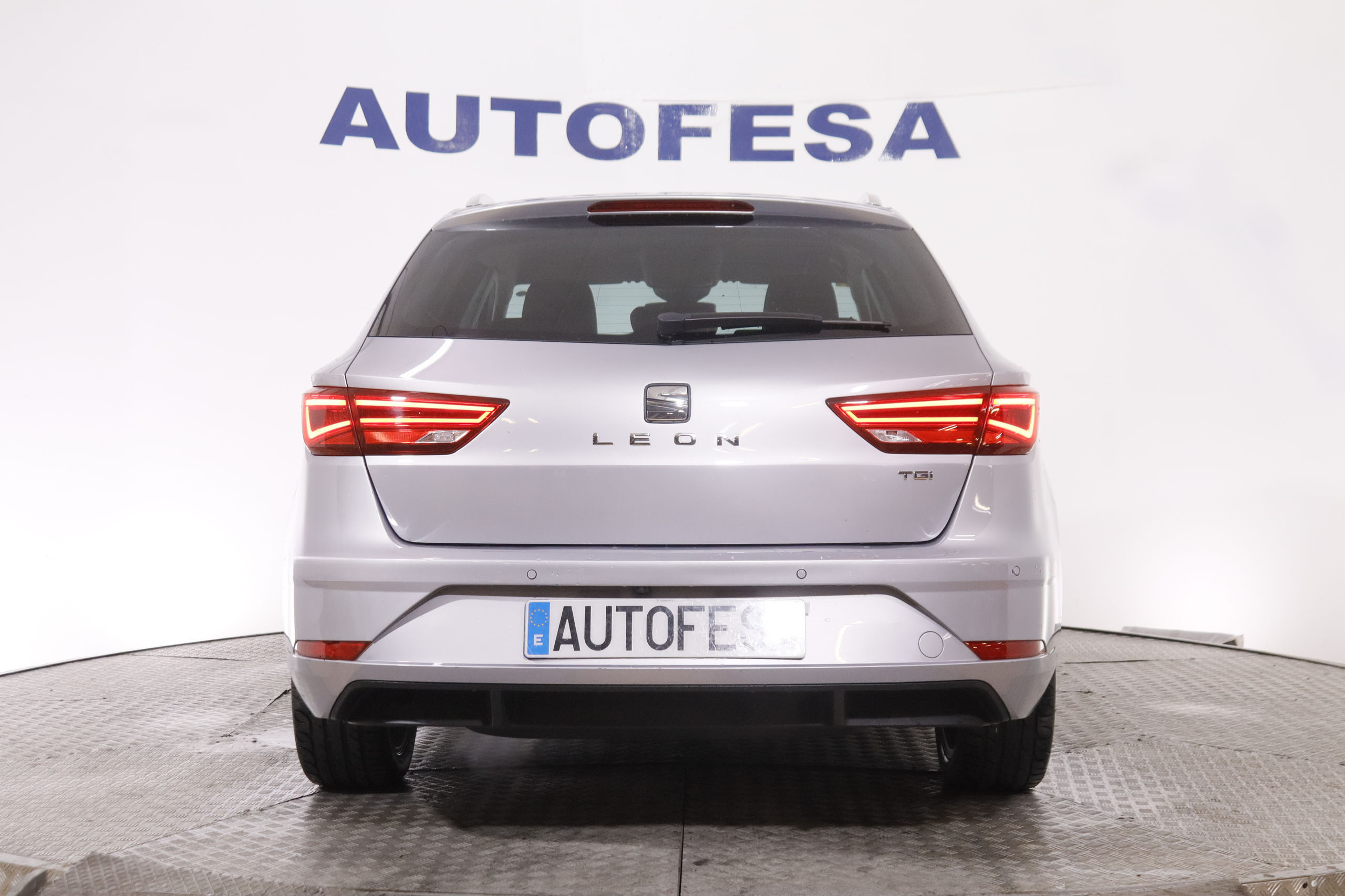 Seat Leon ST 1.5 TGI DSG-7 EXELLENCE AUTO 130CV 5P # IVA DEDUCIBLE, PARKTRONIC foto 6