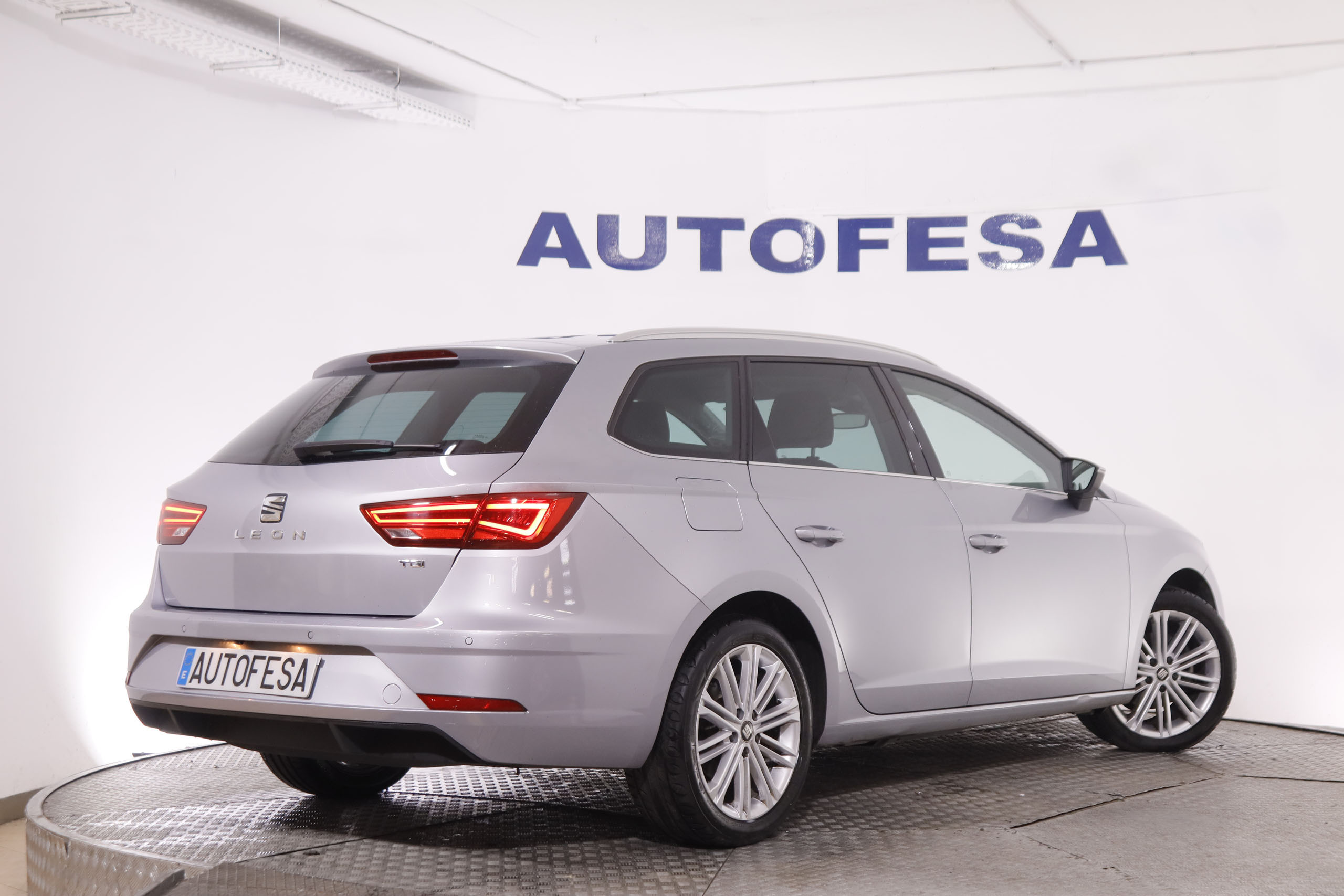 Seat Leon ST 1.5 TGI DSG-7 EXELLENCE AUTO 130CV 5P # IVA DEDUCIBLE, PARKTRONIC foto 7