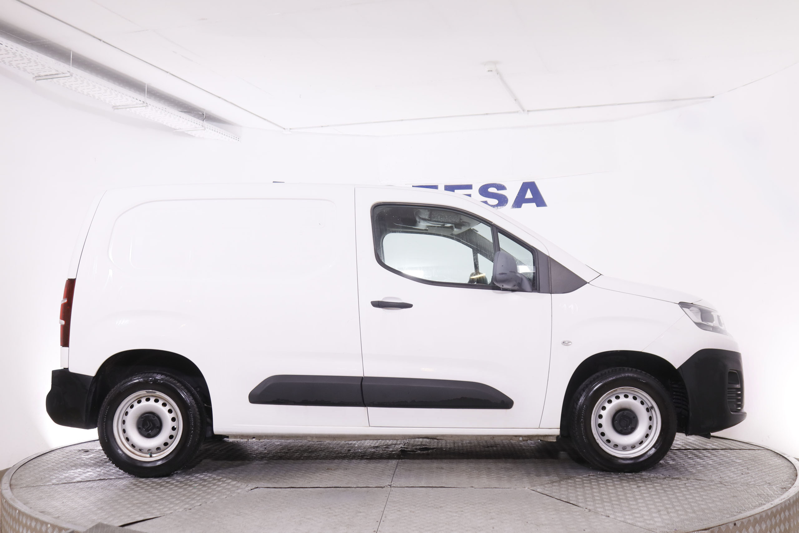 Citroen Berlingo 1.5 BLUEHDI TALLA M 100CV 2P foto 13