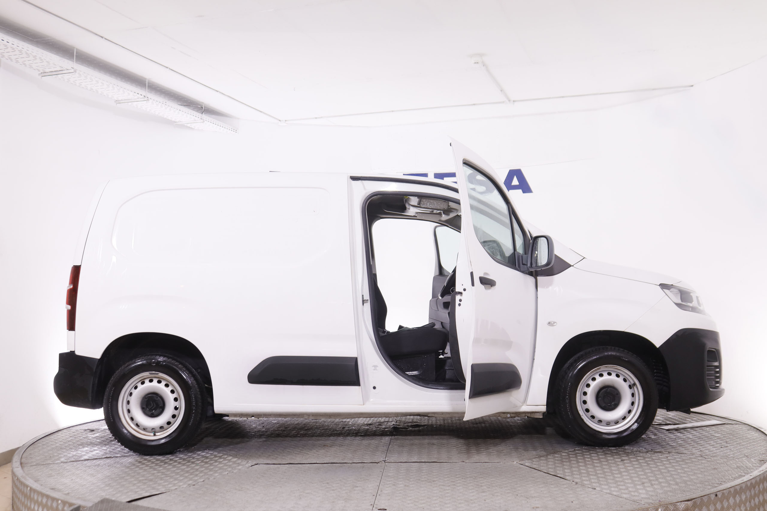 Citroen Berlingo 1.5 BLUEHDI TALLA M 100CV 2P foto 11