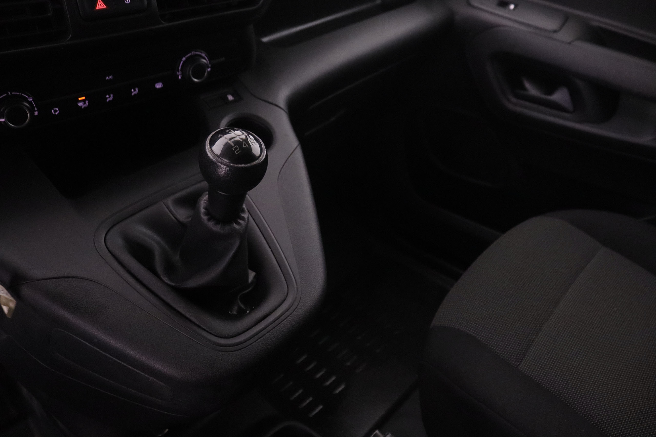 Citroen Berlingo 1.5 BLUEHDI TALLA M 100CV 2P foto 19