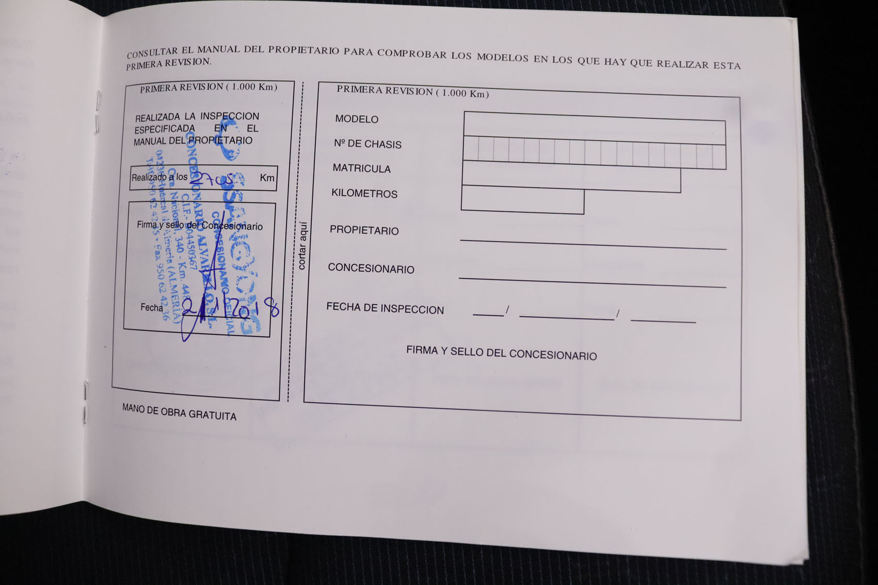 Ssangyong Tivoli 1.6 G16 LIMITED 4X2 128CV 5P # NAVY, PARKTRONIC foto 28