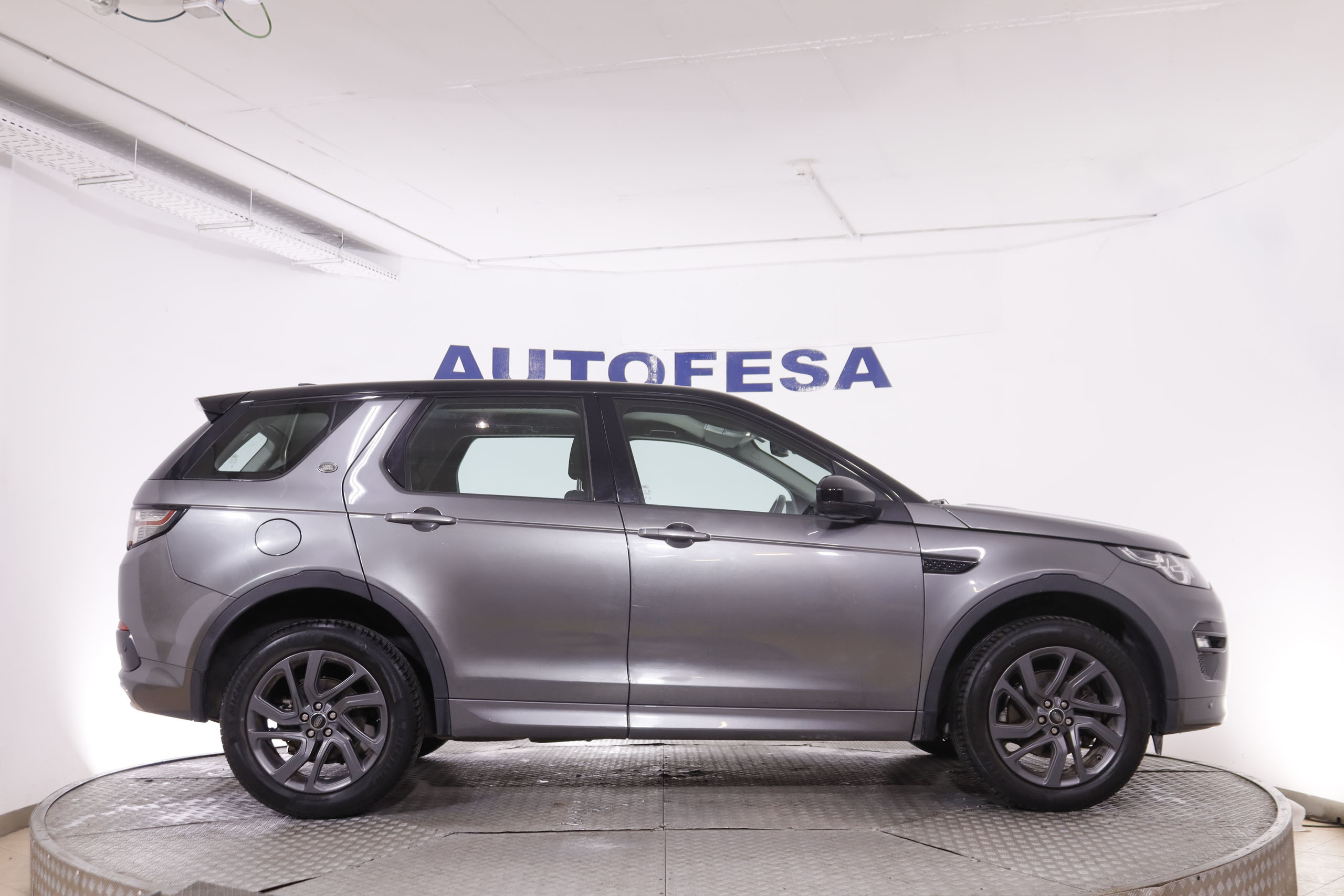 Land Rover Discovery Sport 2.0L TD4 4X4 SE DYNAMIC AUTO 150CV 5P # IVA DEDUCIBLE, NAVY, PARKTRONIC 2.0L TD4 4X4 SE DYNAMIC AUTO 150CV 5P # IVA DEDUCIBLE, NAVY, PARKTRONIC foto 7