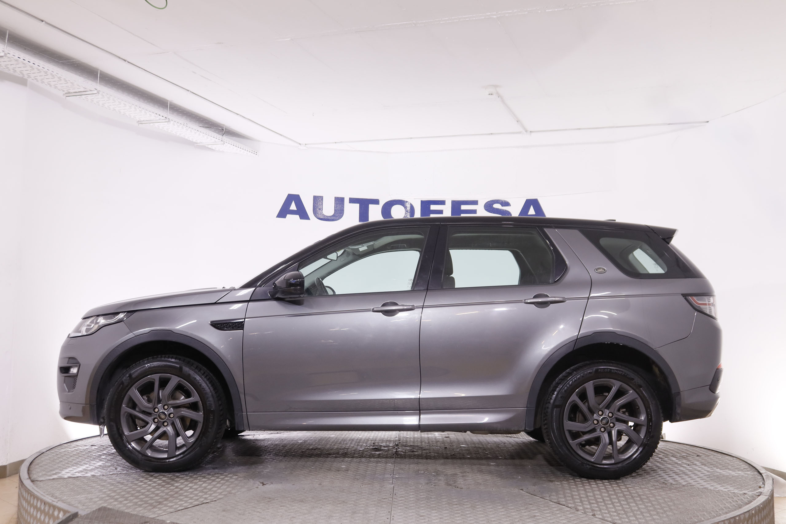 Land Rover Discovery Sport 2.0L TD4 4X4 SE DYNAMIC AUTO 150CV 5P # IVA DEDUCIBLE, NAVY, PARKTRONIC 2.0L TD4 4X4 SE DYNAMIC AUTO 150CV 5P # IVA DEDUCIBLE, NAVY, PARKTRONIC foto 11