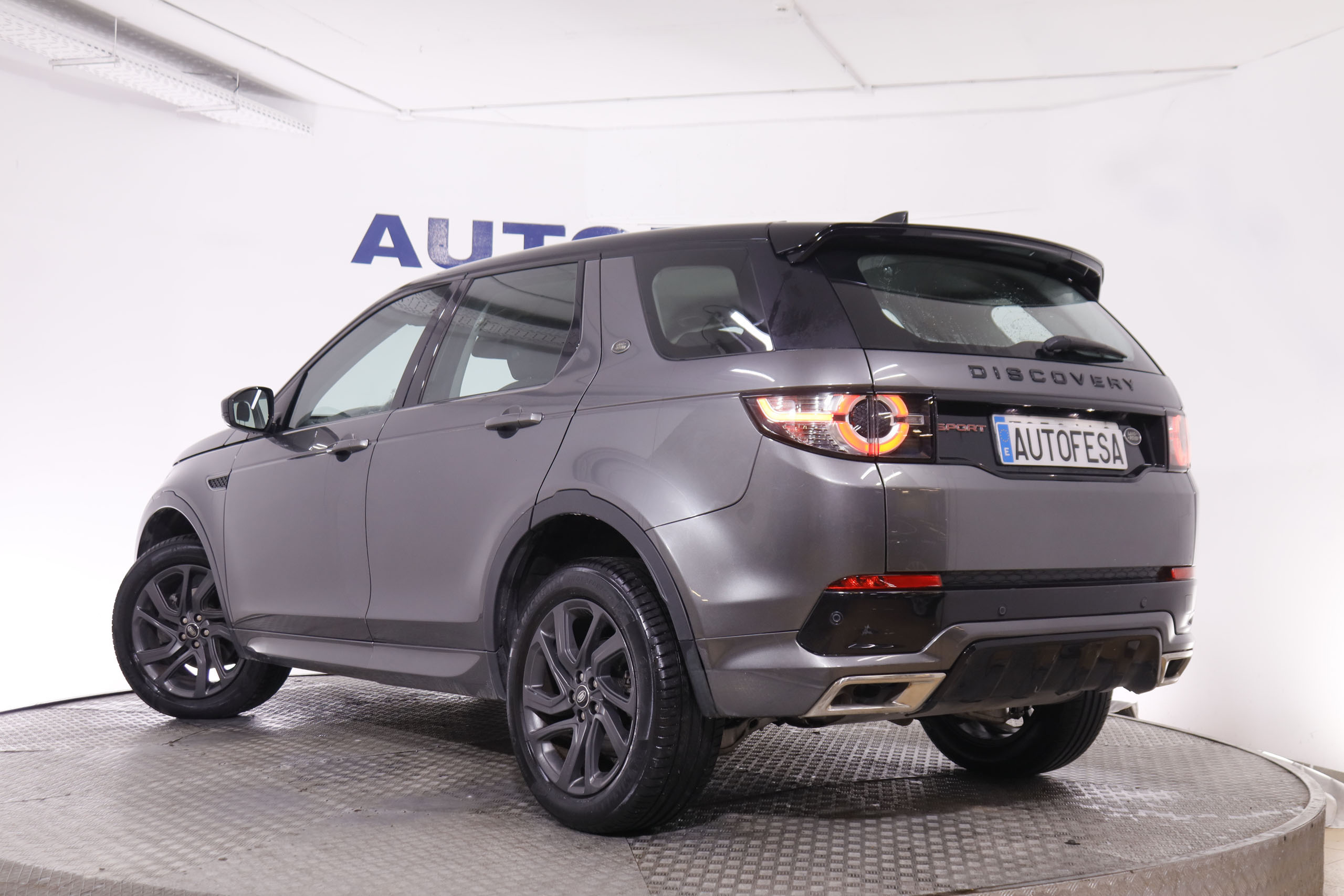 Land Rover Discovery Sport 2.0L TD4 4X4 SE DYNAMIC AUTO 150CV 5P # IVA DEDUCIBLE, NAVY, PARKTRONIC 2.0L TD4 4X4 SE DYNAMIC AUTO 150CV 5P # IVA DEDUCIBLE, NAVY, PARKTRONIC foto 5
