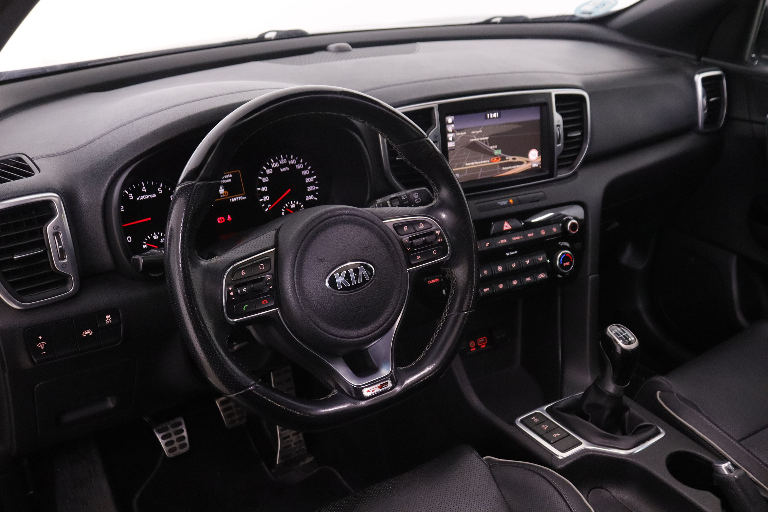 Kia Sportage 1.6 TGDI GT LINE 4X4 177CV 5P # CUERO, TECHO ELEC PANORAMICO, NAVY, PARKTRONIC foto 17