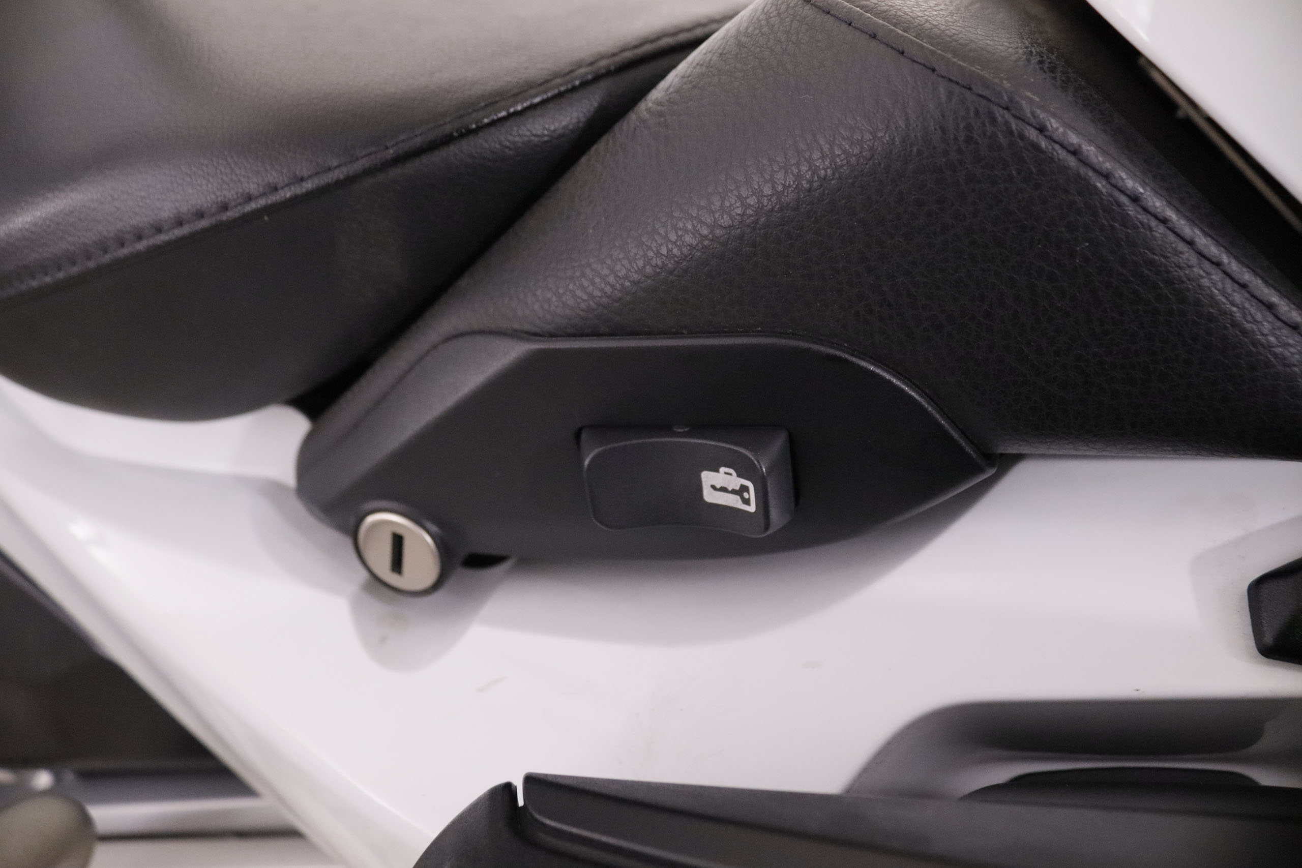 BMW R 1200 Rt R 1200 RT MALETAS LATERALES 125CV ABS, ESP foto 20