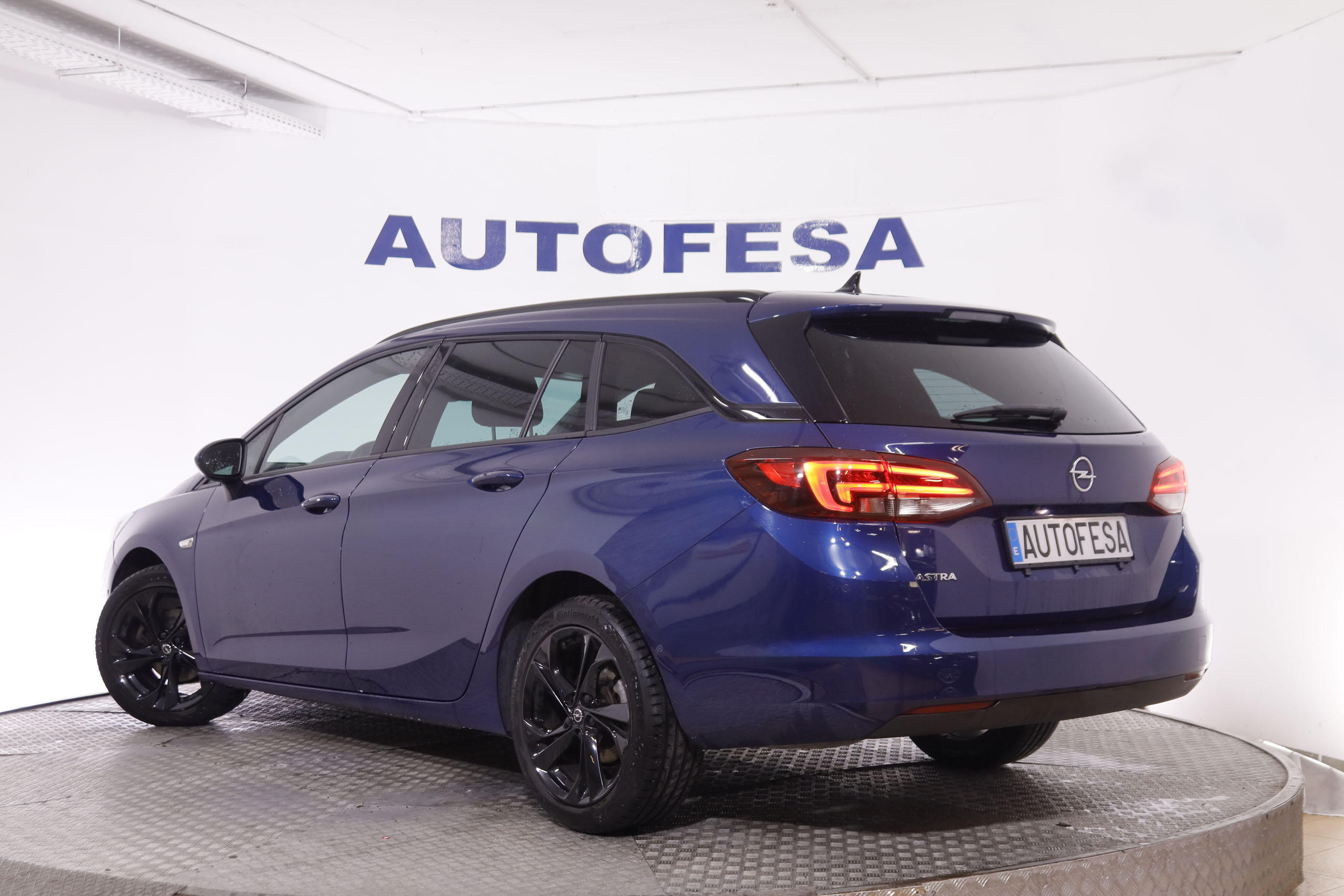 Opel Astra 1.5D SPORTS TOURER ULTIMATE AUTO 122CV 5P # CUERO, NAVY, PARKTRONIC foto 7