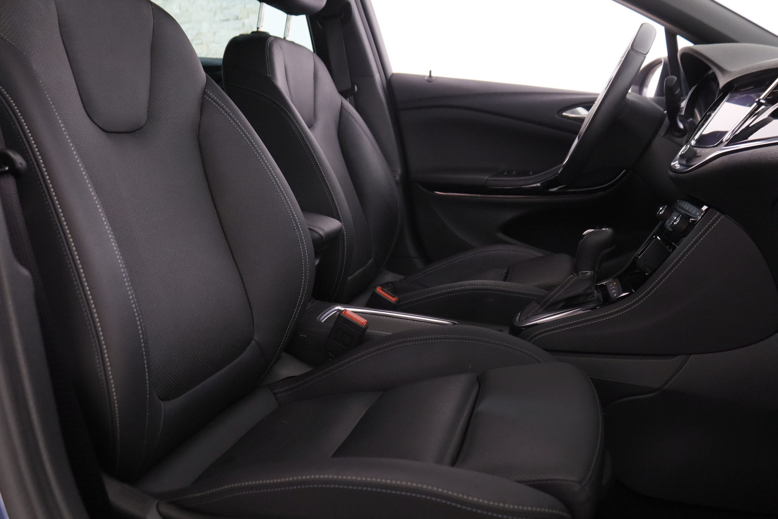 Opel Astra 1.5D SPORTS TOURER ULTIMATE AUTO 122CV 5P # CUERO, NAVY, PARKTRONIC foto 25