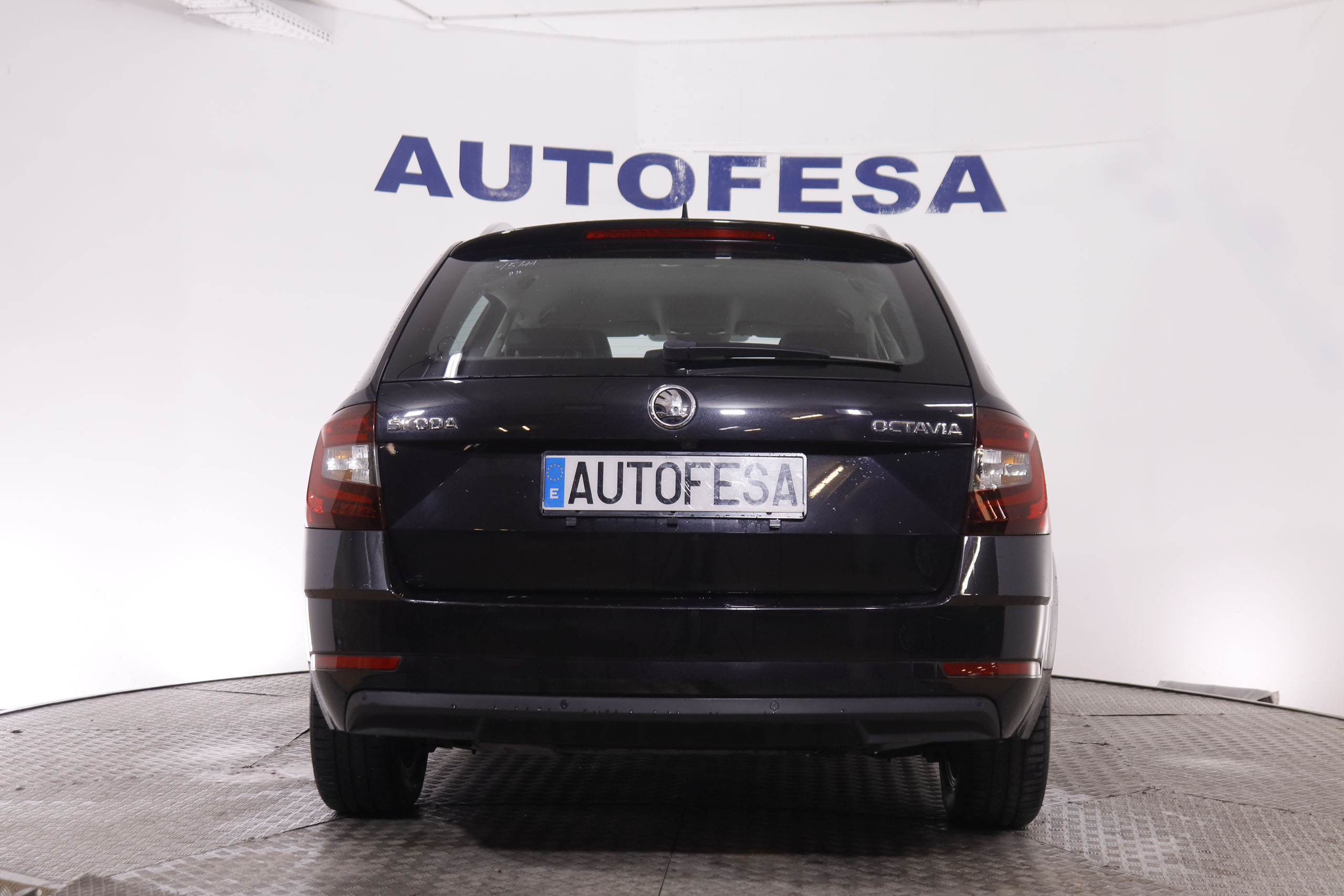 Skoda Octavia 1.0 TSI AMBITION DSG AUTO 115CV 5P # CUERO, NAVY, PARTRONIC foto 6