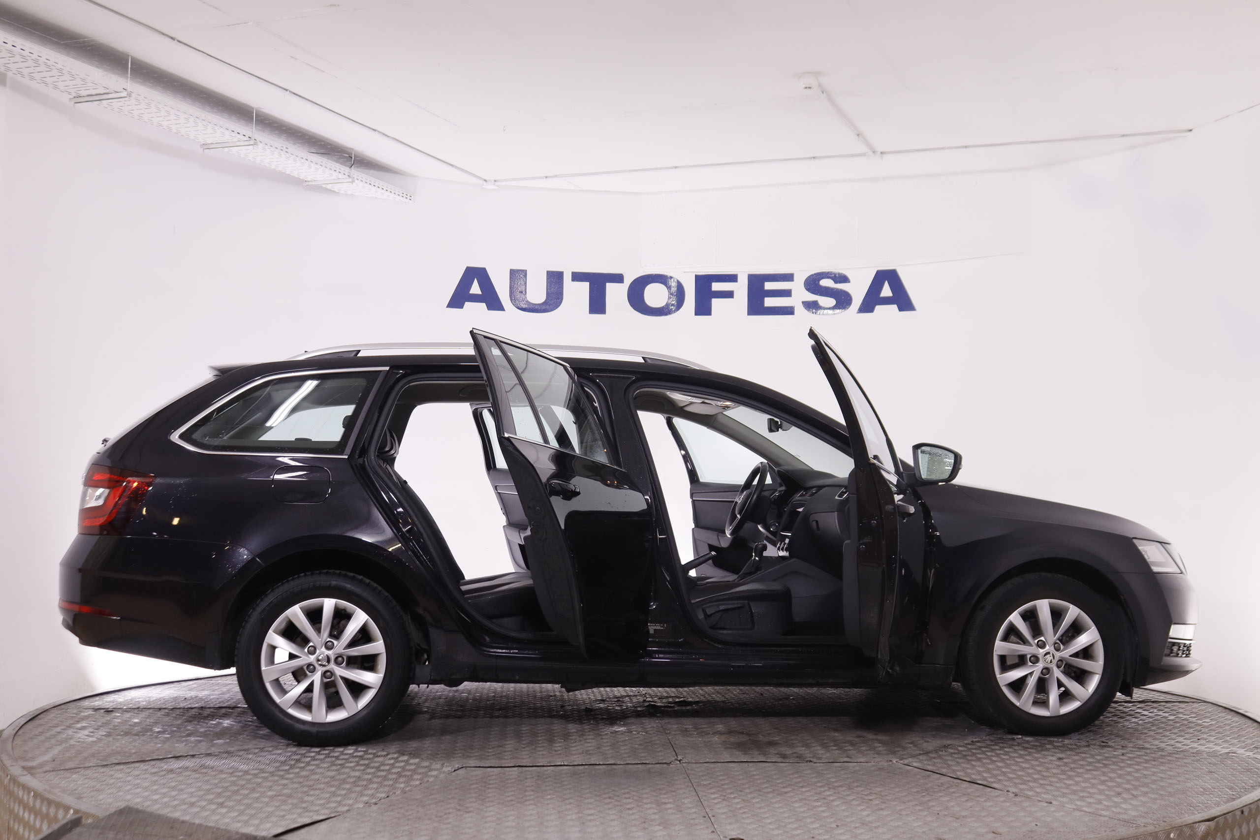 Skoda Octavia 1.0 TSI AMBITION DSG AUTO 115CV 5P # CUERO, NAVY, PARTRONIC foto 11