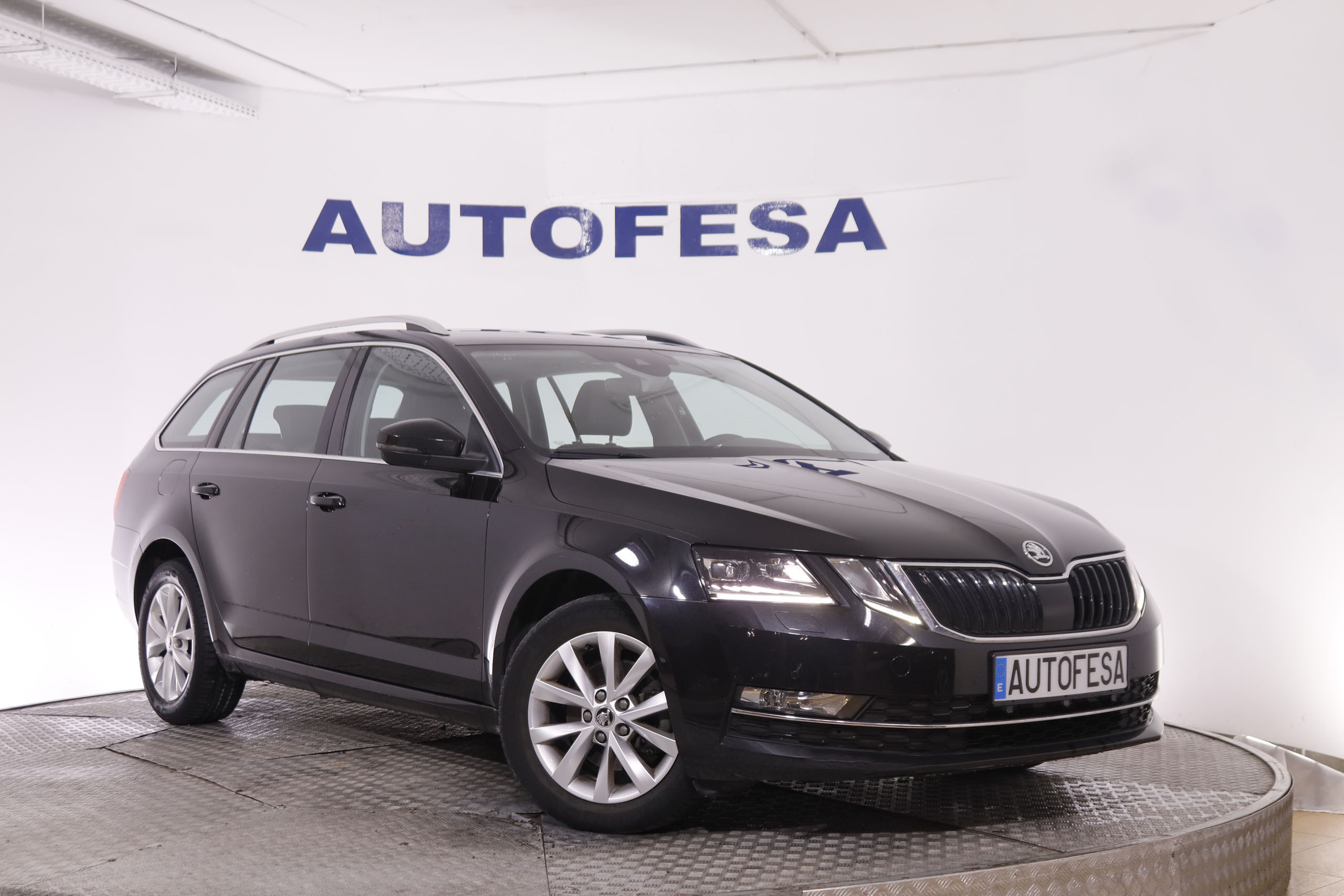 Skoda Octavia 1.0 TSI AMBITION DSG AUTO 115CV 5P # CUERO, NAVY, PARTRONIC foto 3