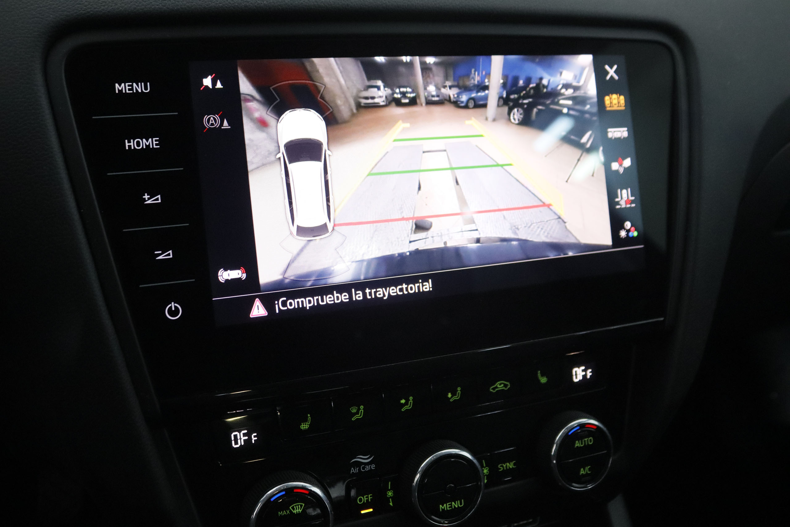 Skoda Octavia 1.0 TSI AMBITION DSG AUTO 115CV 5P # CUERO, NAVY, PARTRONIC foto 19