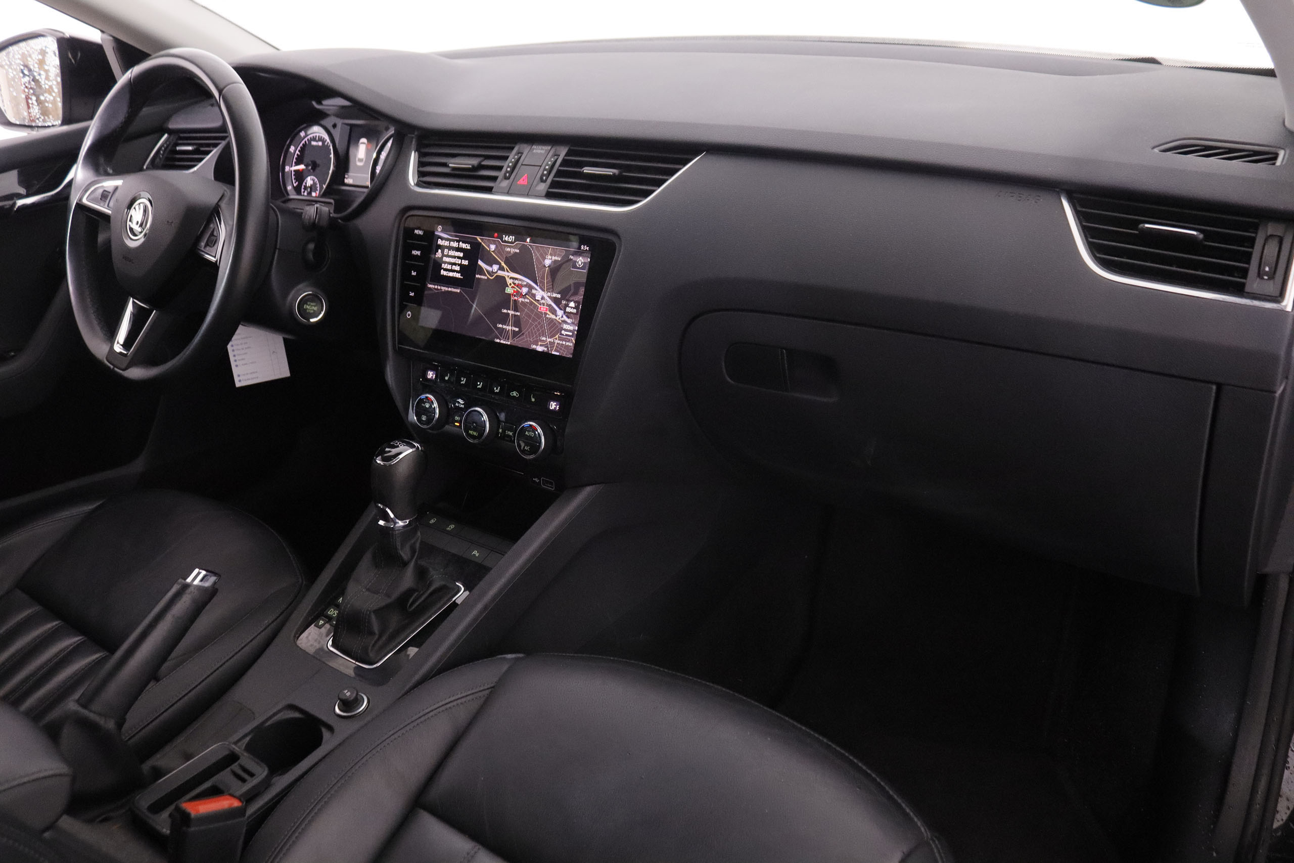 Skoda Octavia 1.0 TSI AMBITION DSG AUTO 115CV 5P # CUERO, NAVY, PARTRONIC foto 15