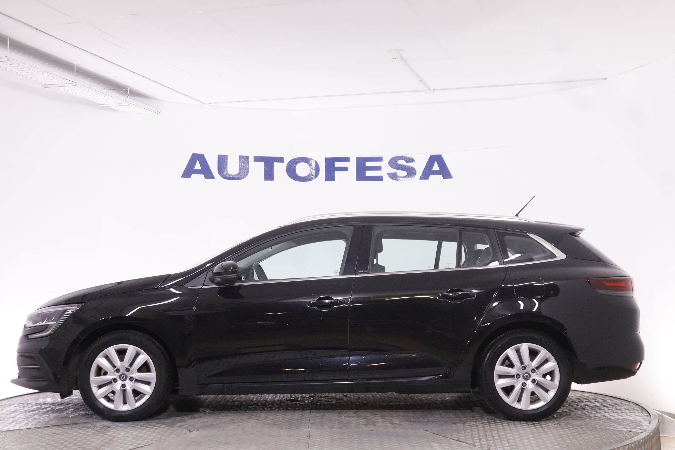Renault Megane 1.6 E TECH ESTATE AUTO 160CV 5P # NAVY, PARKTRONIC foto 9