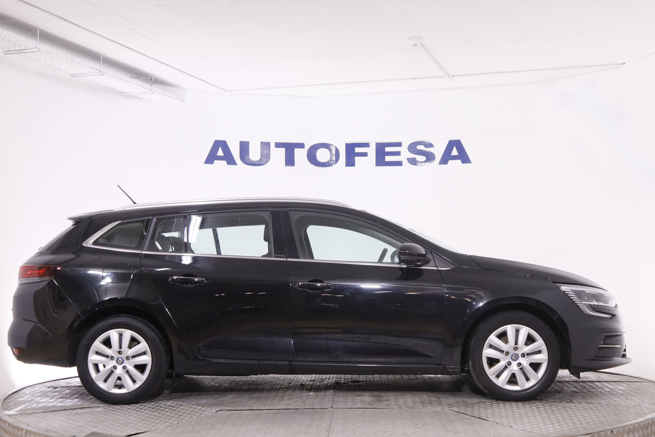 Renault Megane 1.6 E TECH ESTATE AUTO 160CV 5P # NAVY, PARKTRONIC foto 13