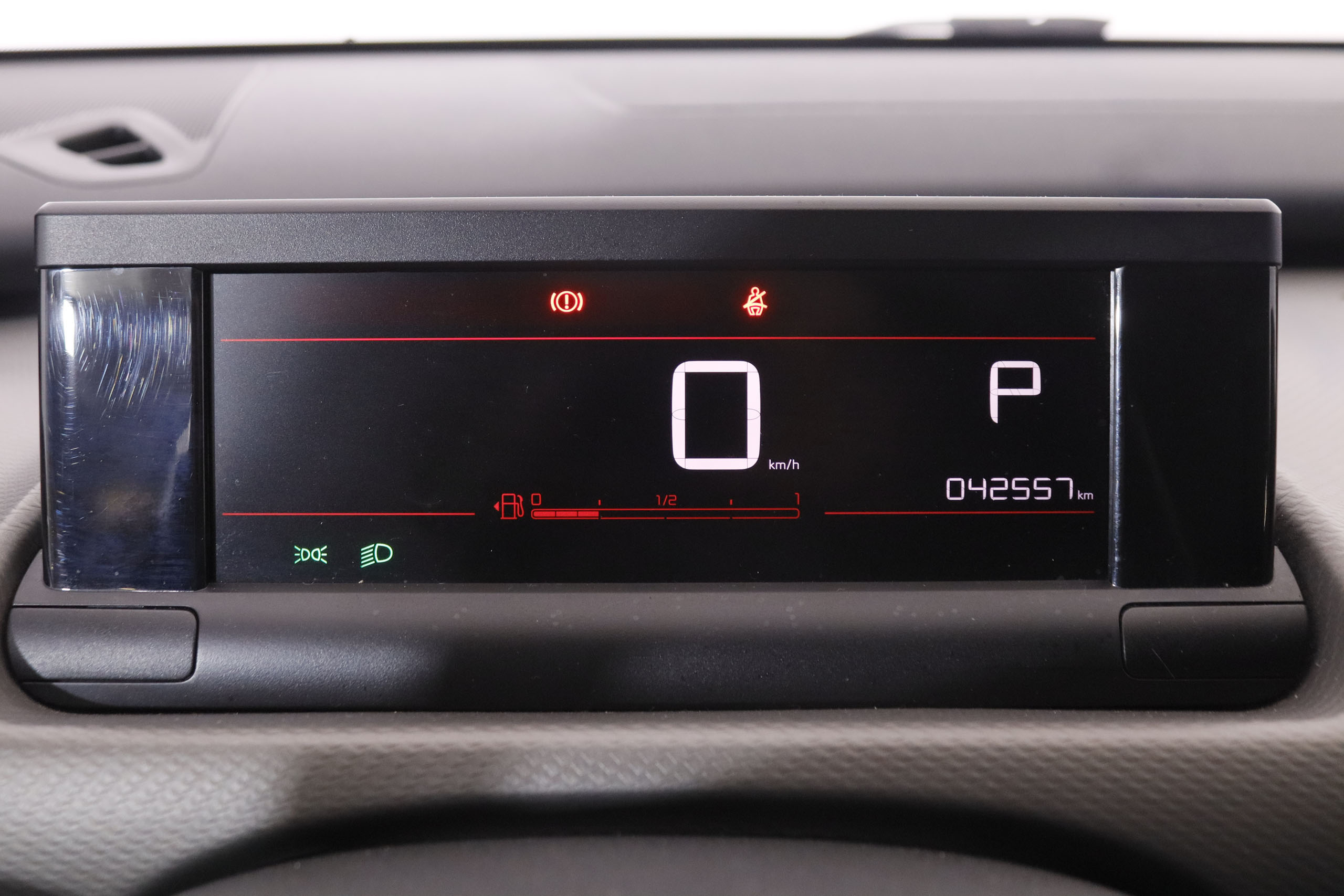 Citroen C4 Cactus 1.5 HDI C-SERIES AUTO 120CV 5P # NAVY, PARKTRONIC foto 17