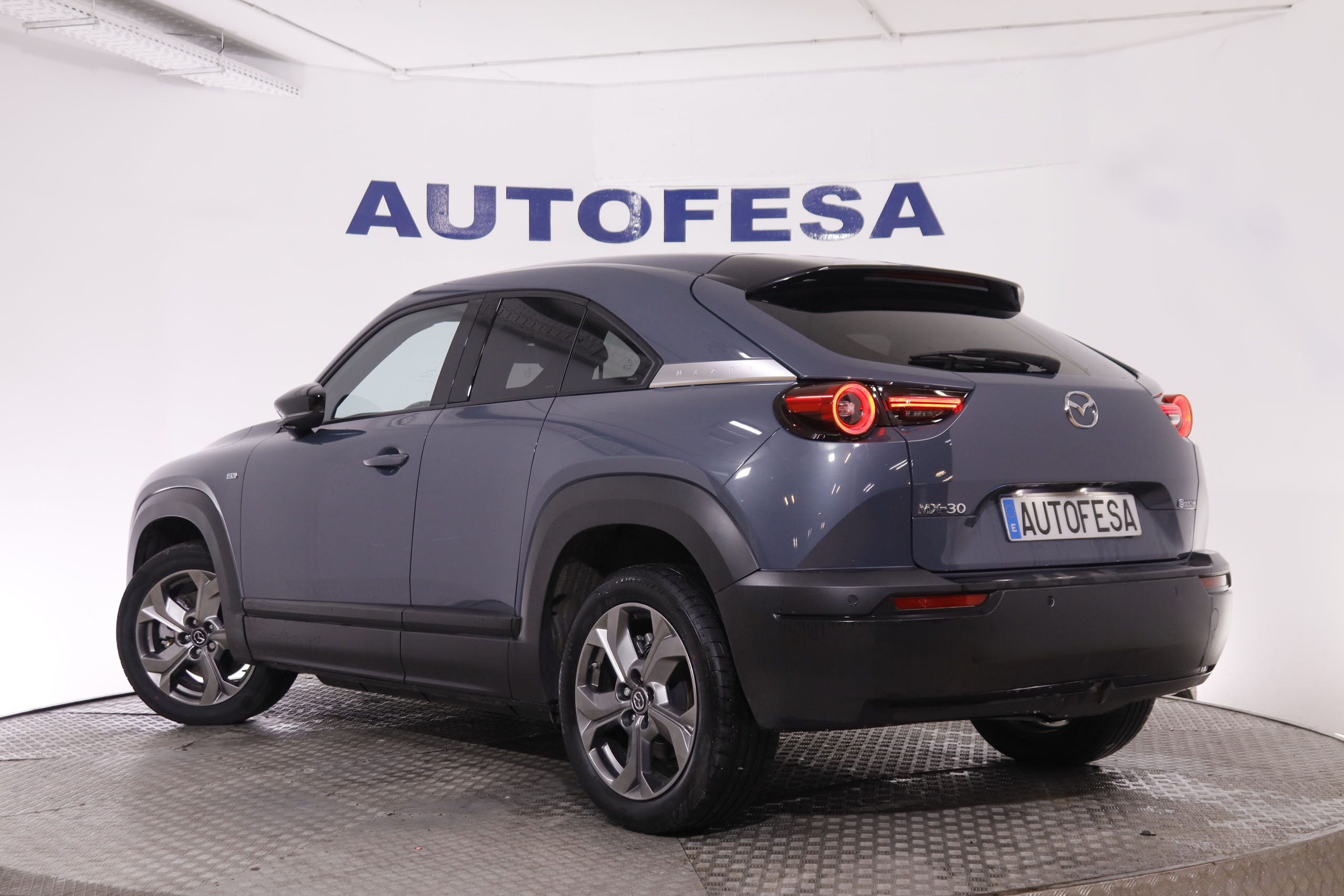 Mazda MX30 ELECTRICO E-SKYACTIVE MODERN AUTO 145CV 5P # IVA DEDUCIBLE, NAVY, PARKTRONIC foto 7