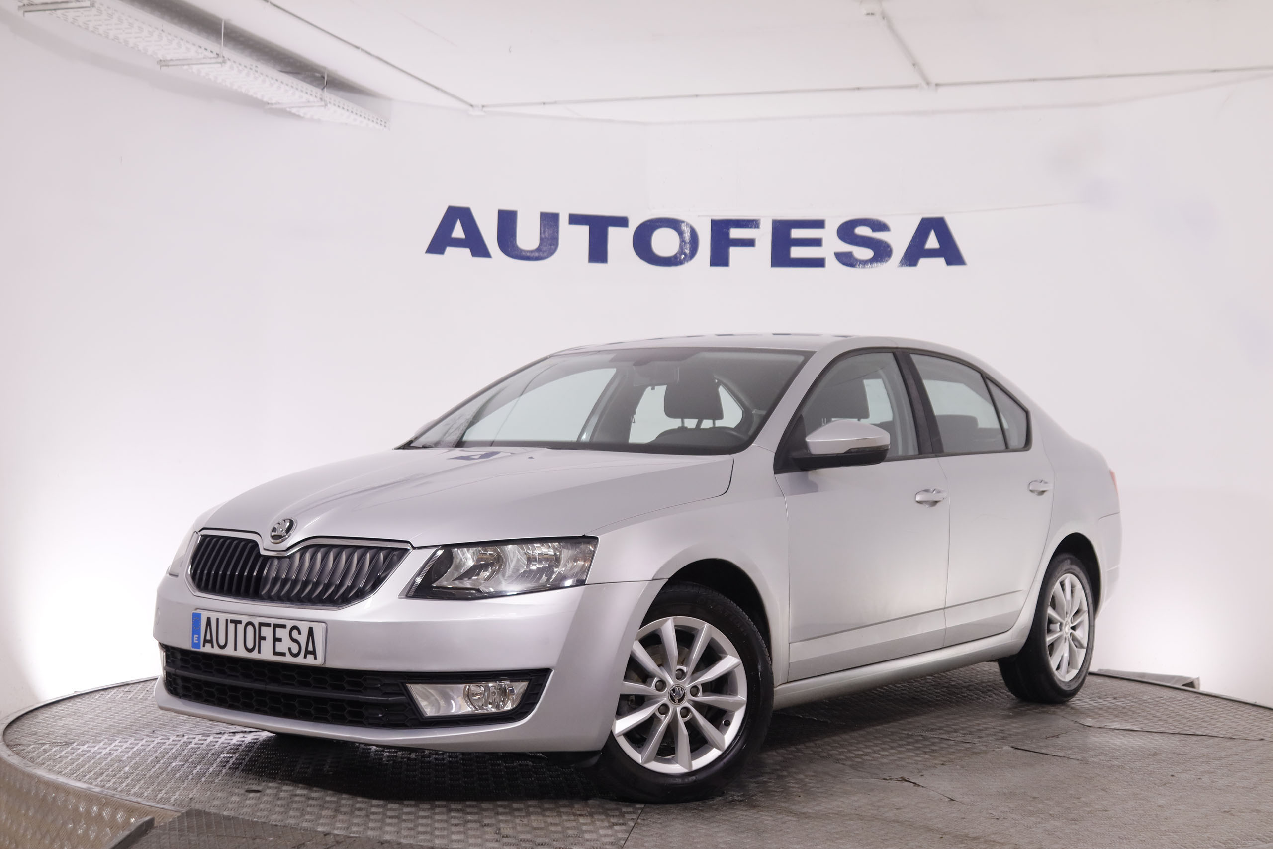 Skoda Octavia 1.6 TDI AMBITION 105CV 5P foto 1