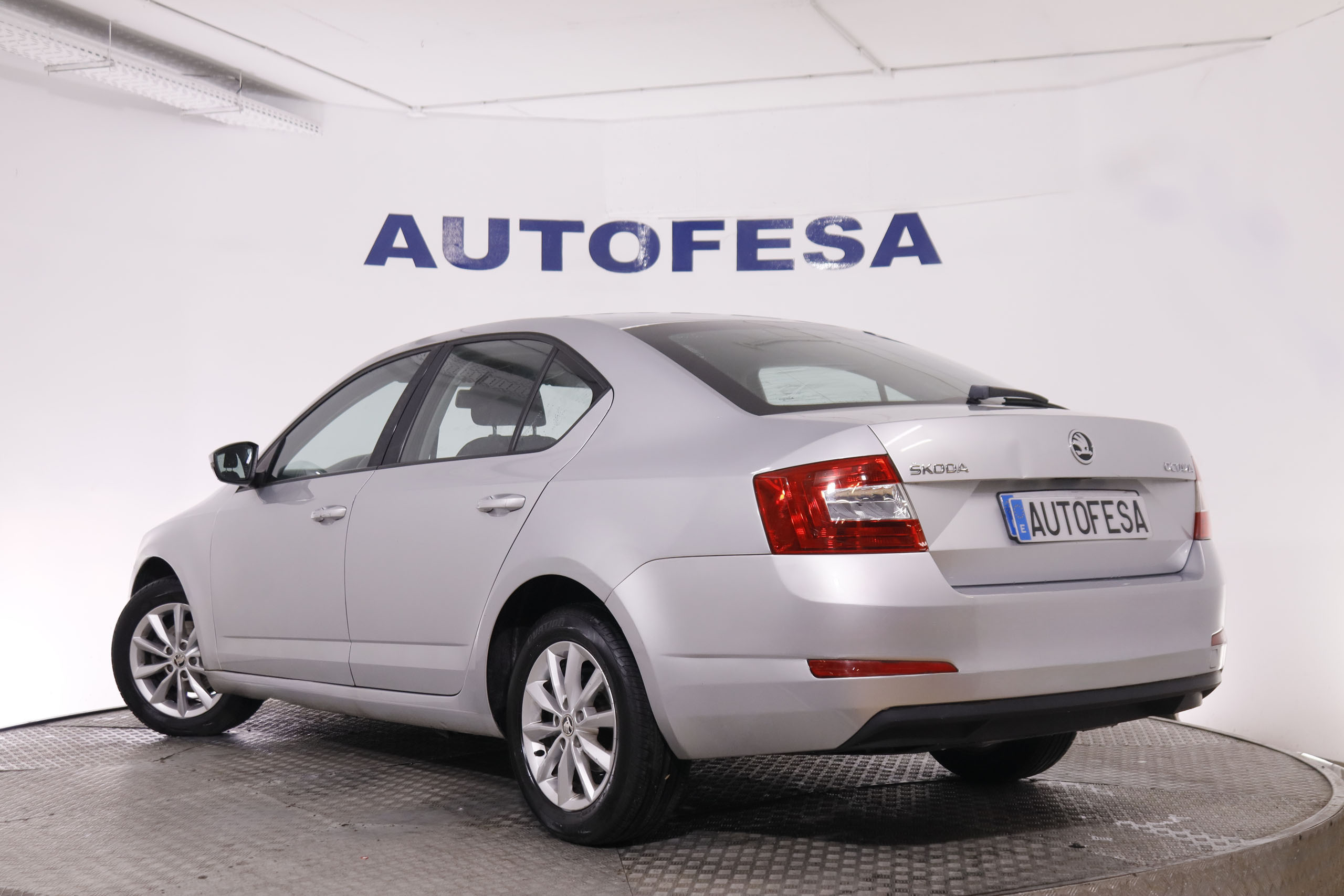Skoda Octavia 1.6 TDI AMBITION 105CV 5P foto 5