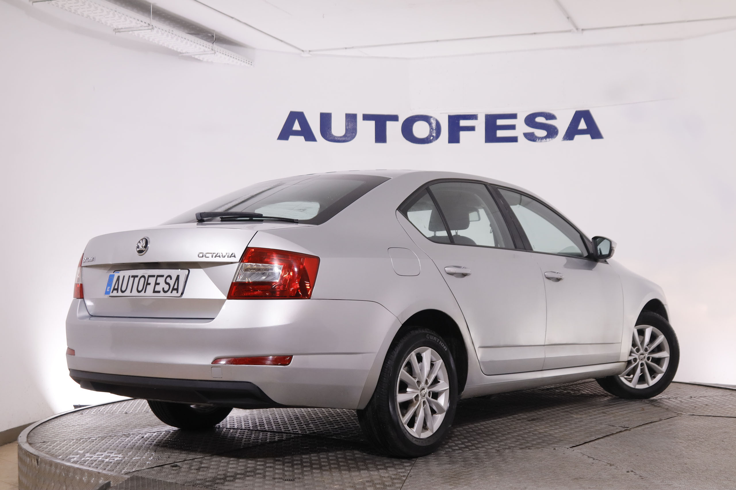 Skoda Octavia 1.6 TDI AMBITION 105CV 5P foto 7